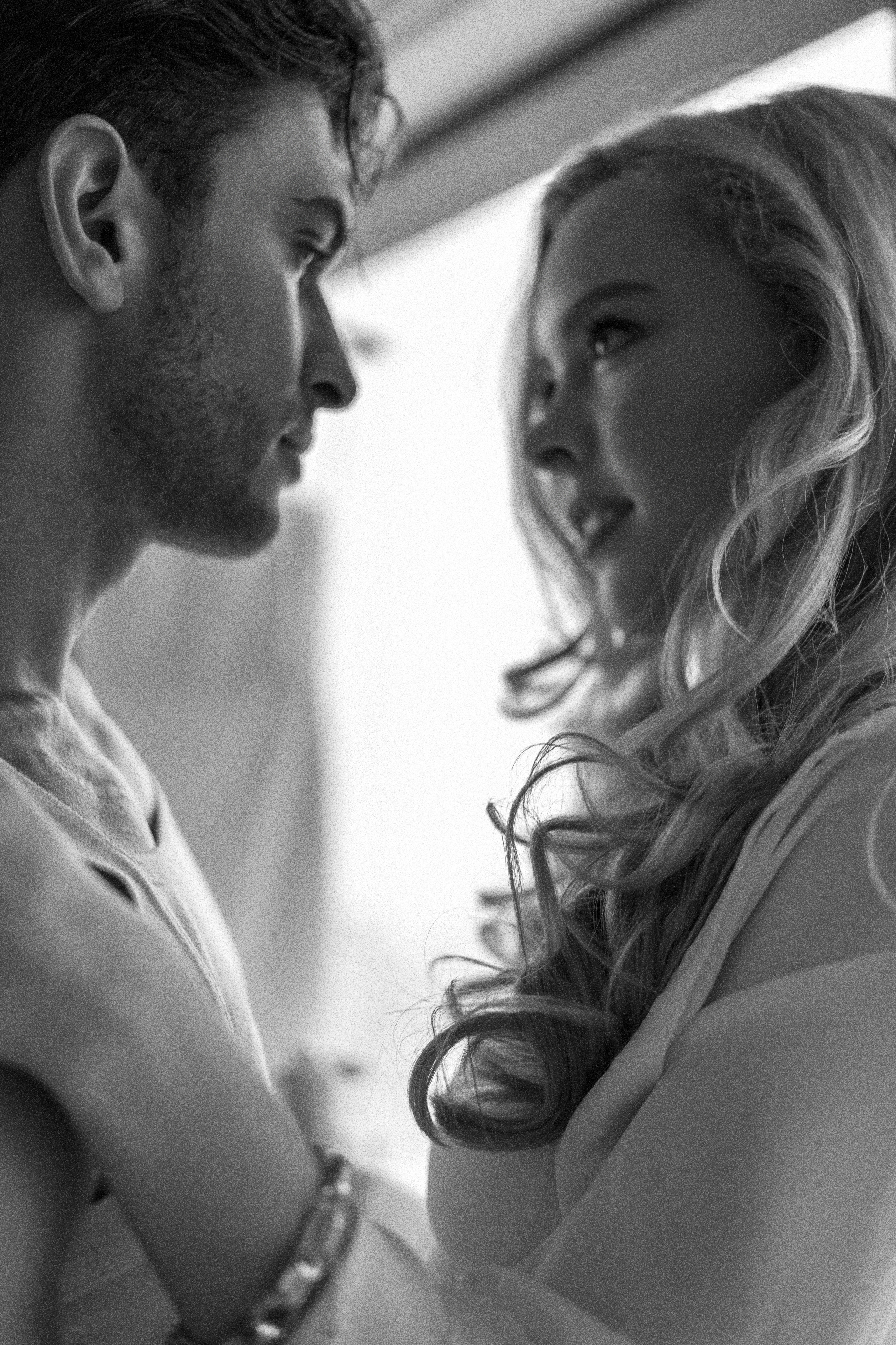 Сборы в отеле: Акулина и Мэтт. Свадебный и индивидуальный фотограф Татьяна Гуляева