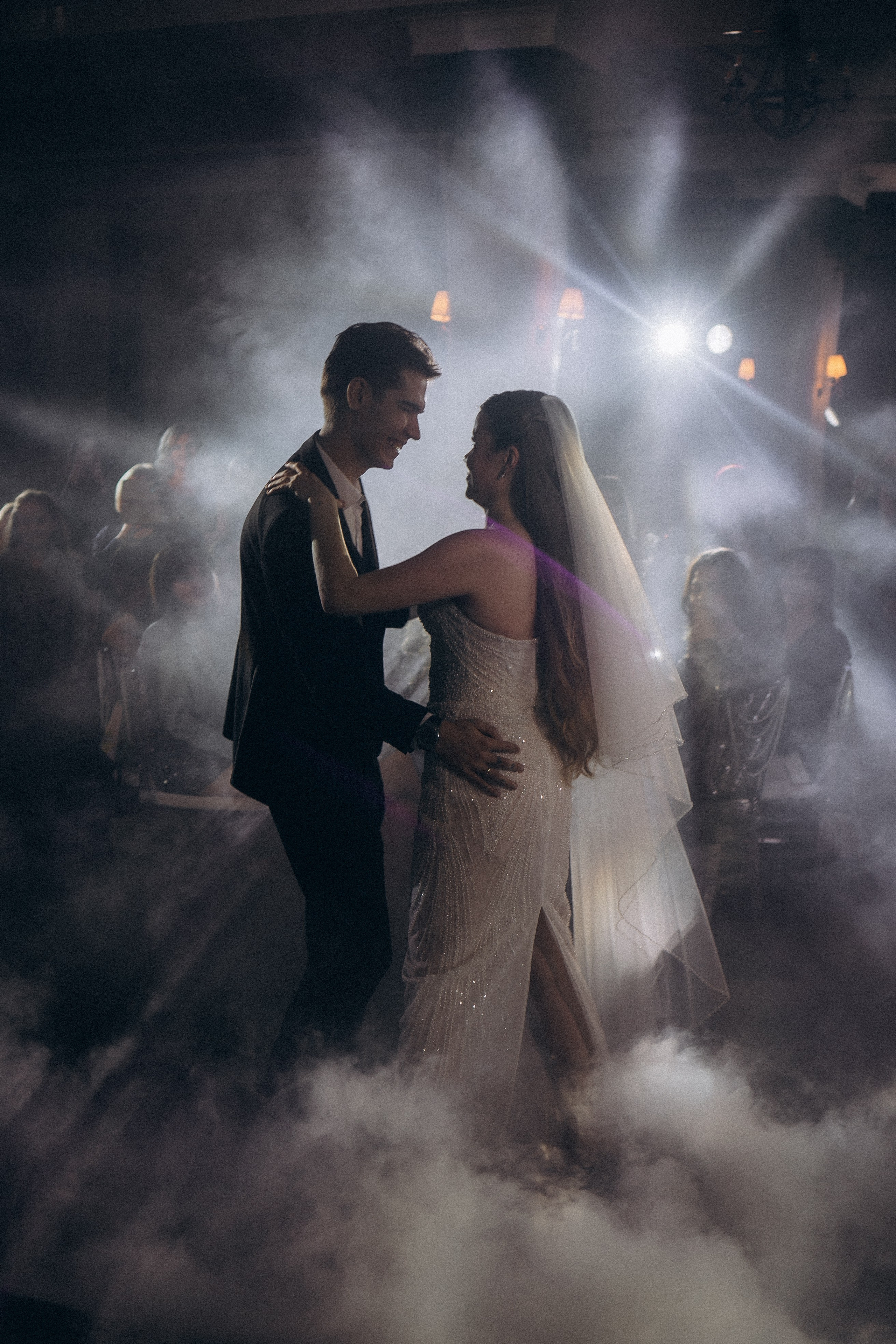 СВАДЕБНАЯ СЬЕМКА СБОРОВ В ОТЕЛЕ И ВЫЕЗД НА ЦЕРЕМОНИЮ (СНЯТО В СИБИРЕ В НИЖНЕВАРТОВСКЕ). Профессиональный фотограф, Санкт-Петербург — Виктория Богомолова