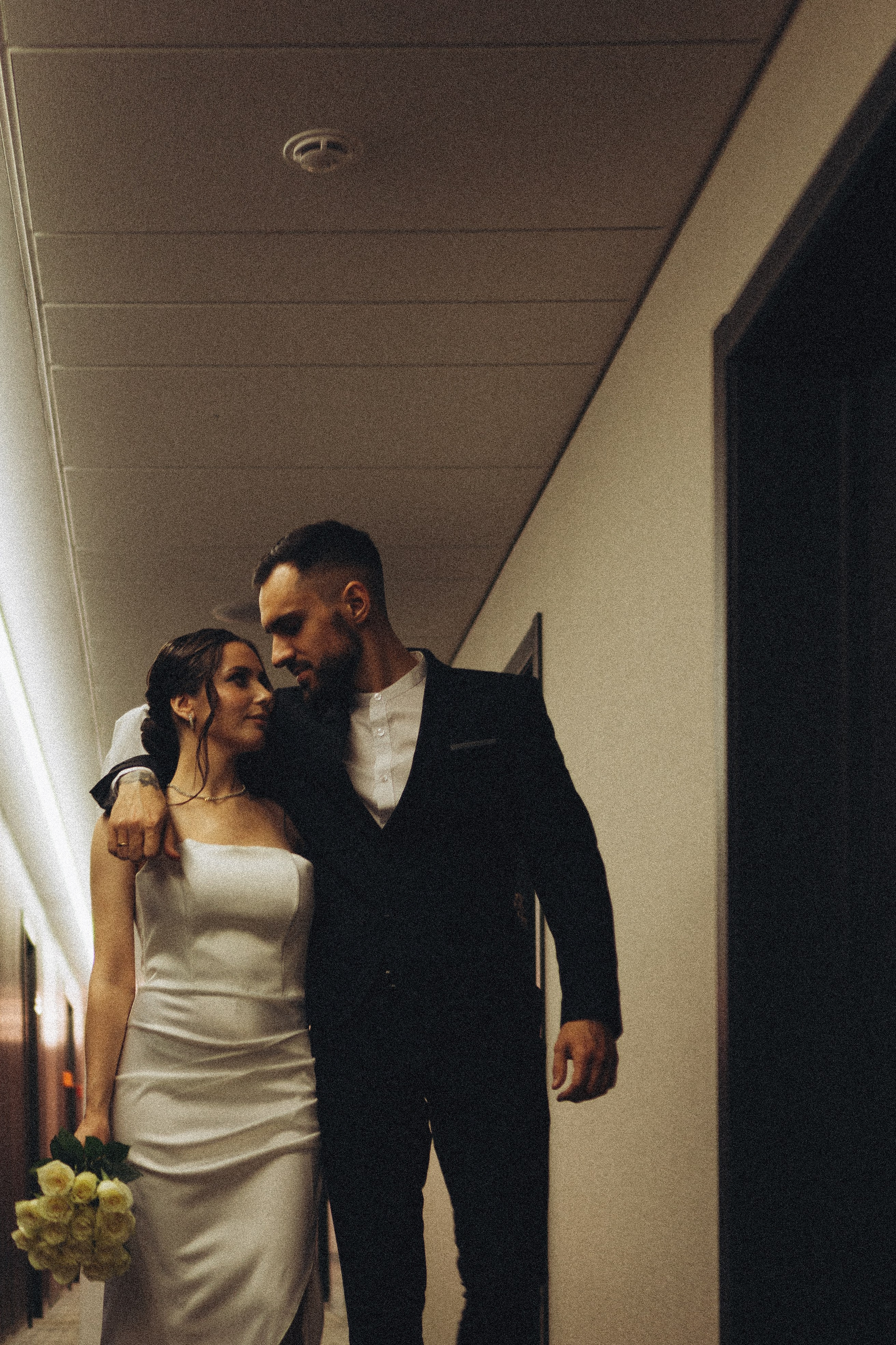 СВАДЕБНАЯ СЬЕМКА СБОРОВ ЖЕНИХА И НЕВЕСТЫ В ОТЕЛЕ И ТАКЖЕ ФОТОСЕССИИЯ В ОТЕЛЕЕ МЕГАПОЛИС БРЯНСК. Профессиональный фотограф, Санкт-Петербург — Виктория Богомолова