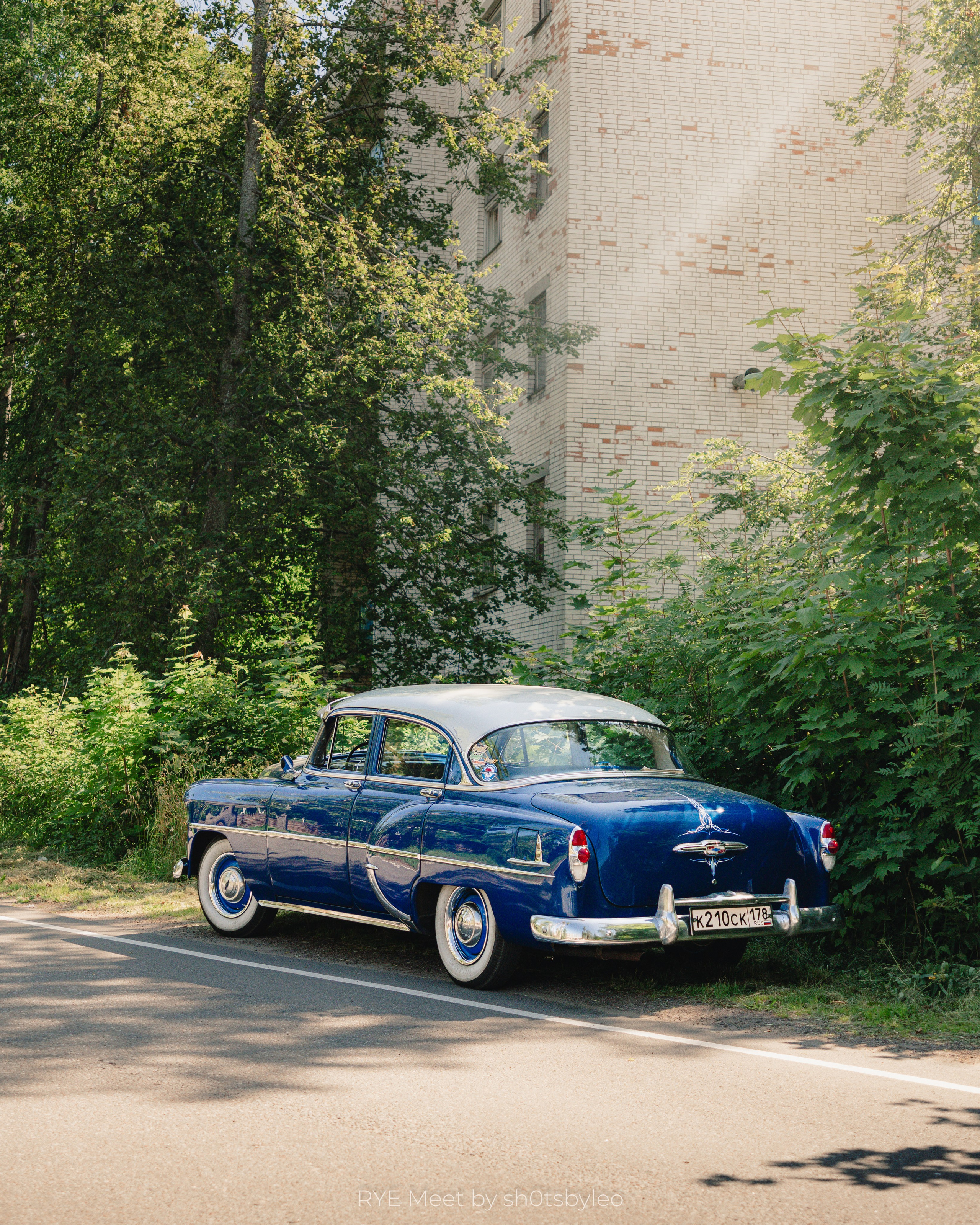 Масштабный летний фестиваль RYE Meet — встреча клуба любителей автомобилей старше 25-лет. Автомобильный фотограф Антон Цырулев