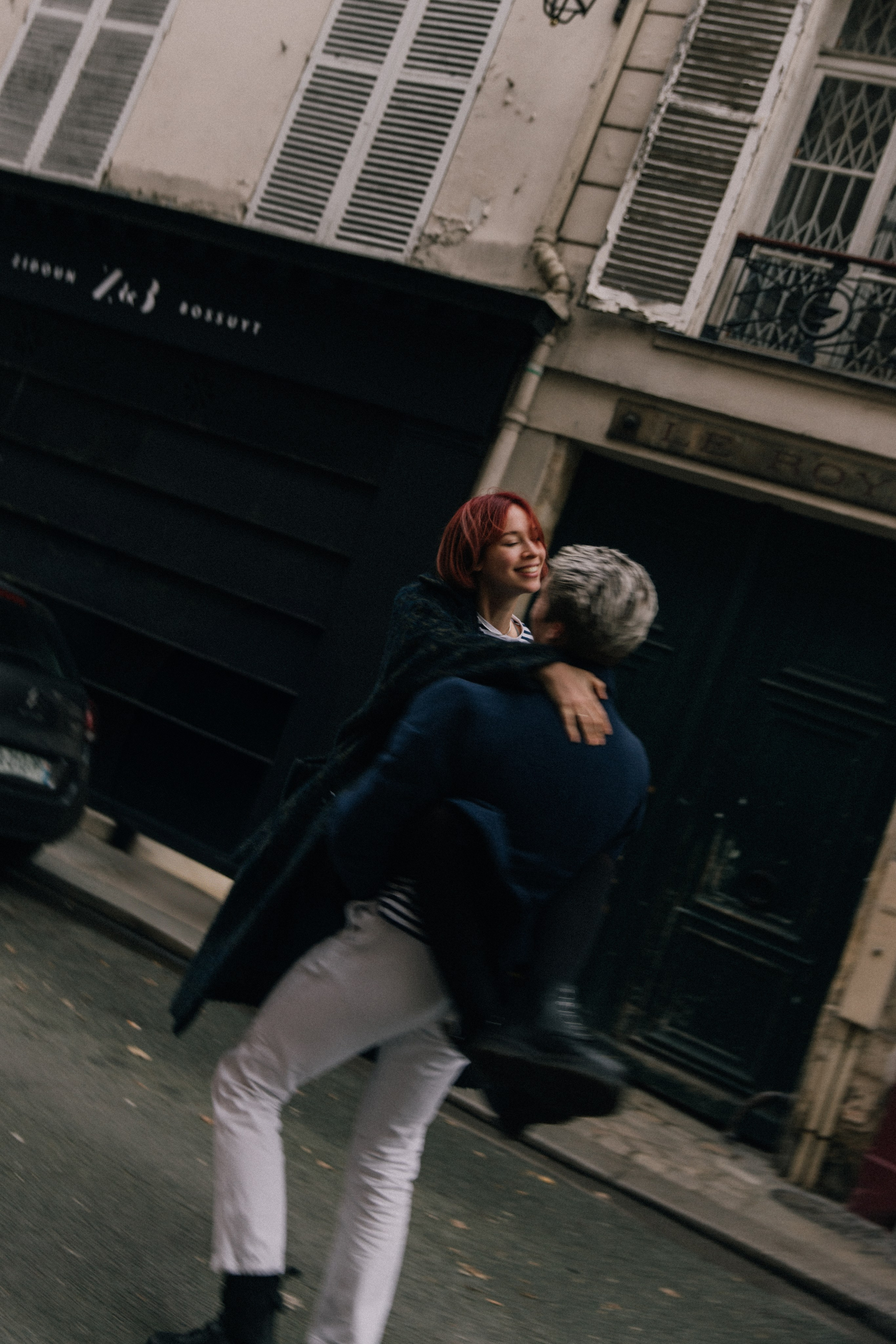 Why am I so crazy about her. Photographer in Paris