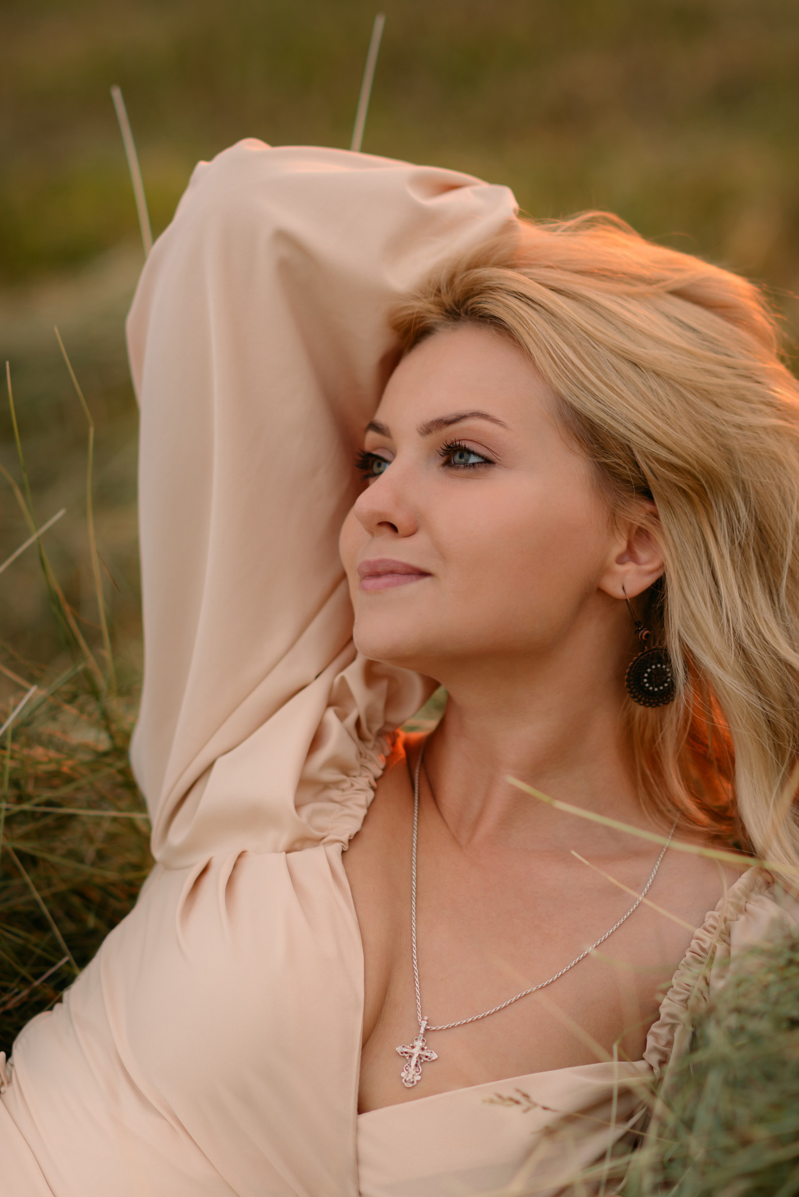 Фотосессия в стогах. Фотограф Юлия Кондратьева