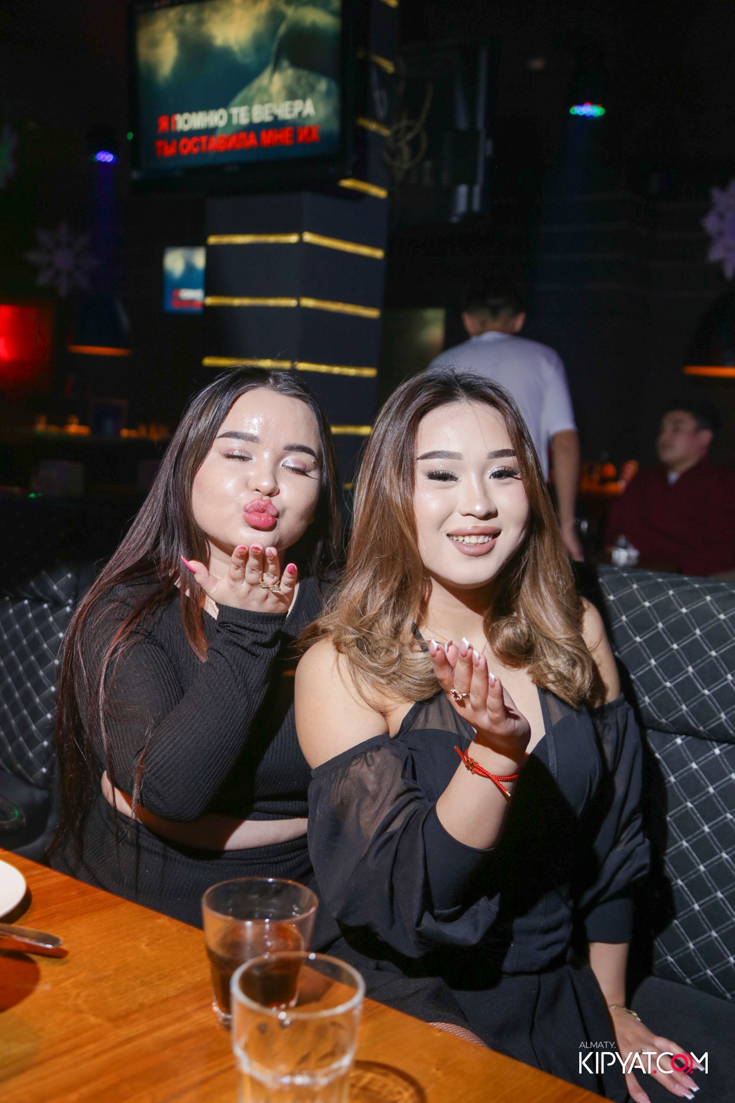 ARAGOSTA ДИСКО-БАР. КИПЯТКОМ АЛМАТЫ! Фотосъемка мероприятий в Алматы