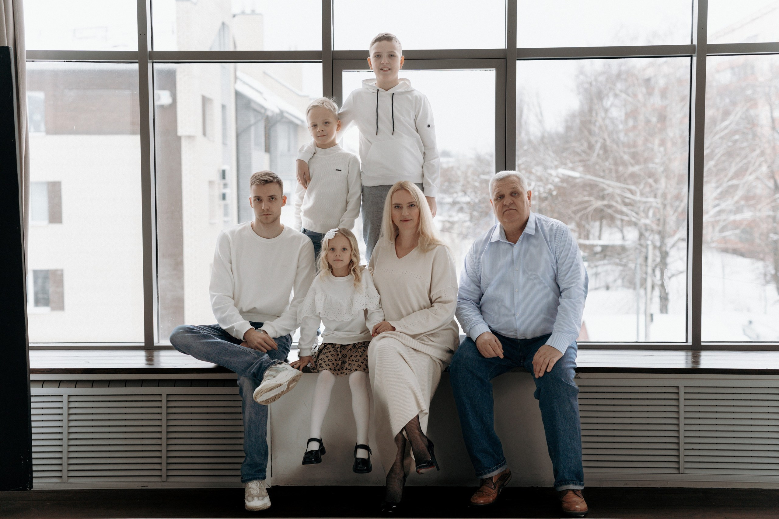 Семейная фотосессия в студии для Марины, Михаила и детей. Свадебный фотограф в Тамбове Павел Четвертков