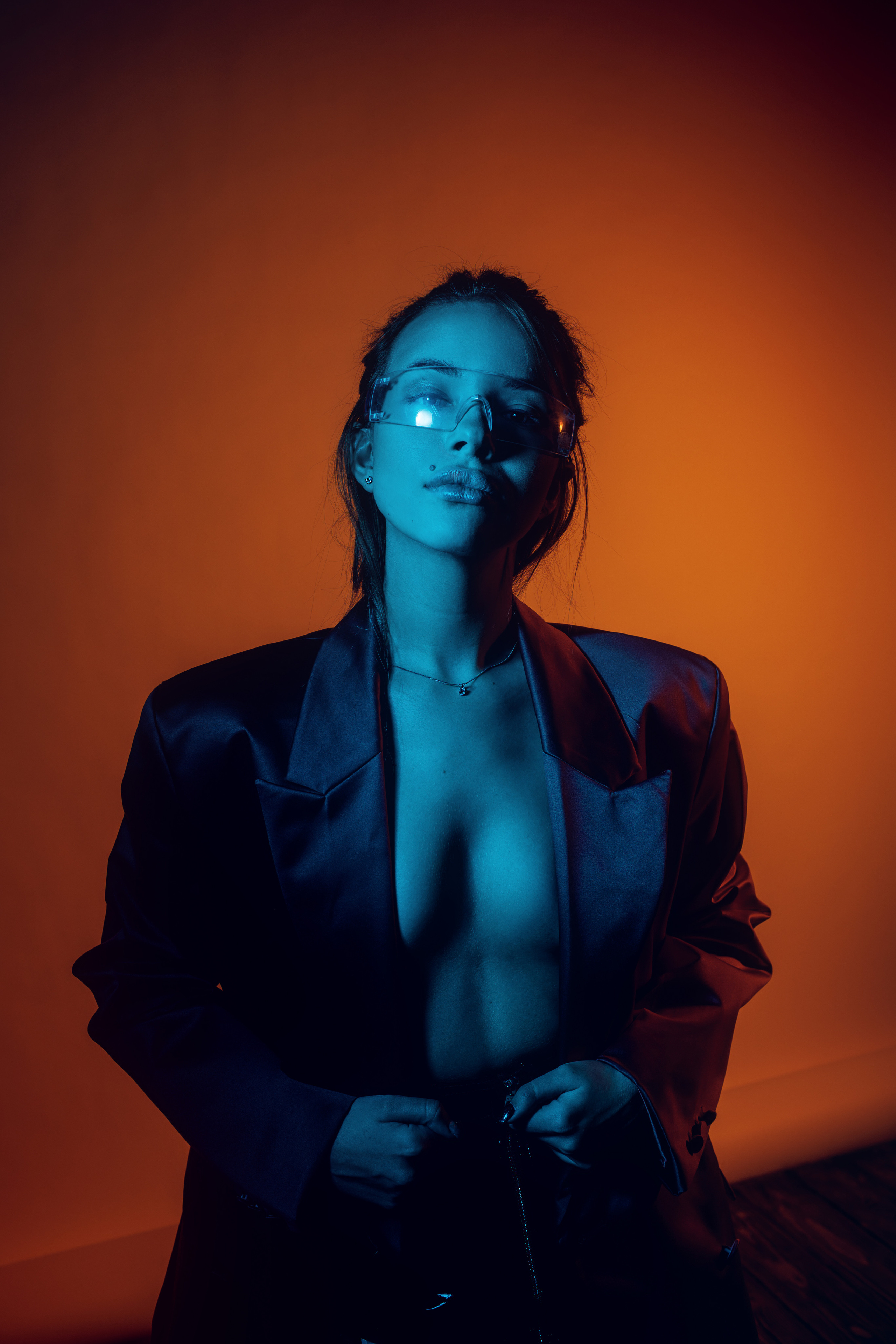 Портретная женская фотосессия в студии Саратов. Фотограф Сергей Сорокин — классический портрет и НЮ в Саратове