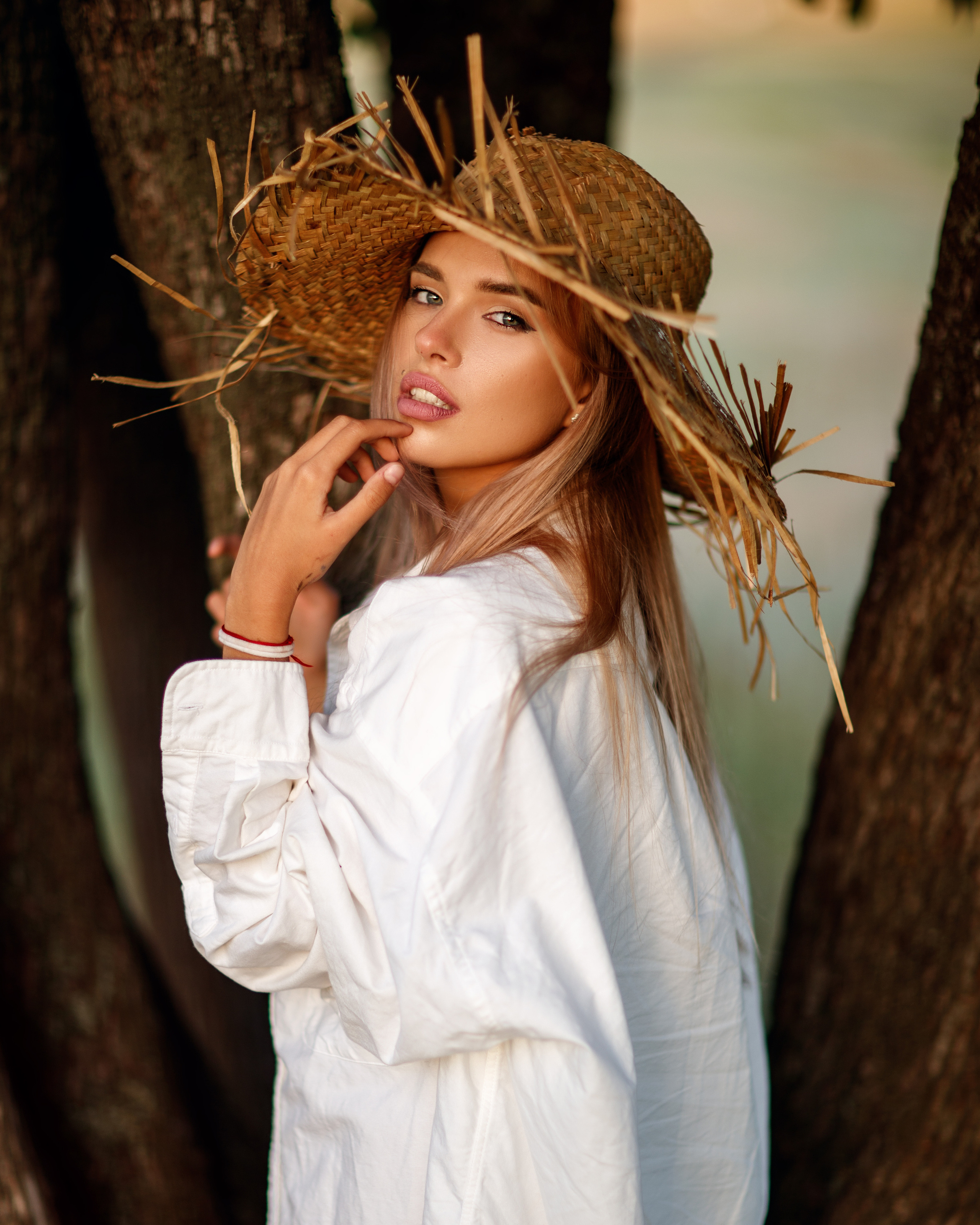 Портретная женская фотосессия в студии Саратов. Фотограф Сергей Сорокин — классический портрет и НЮ в Саратове