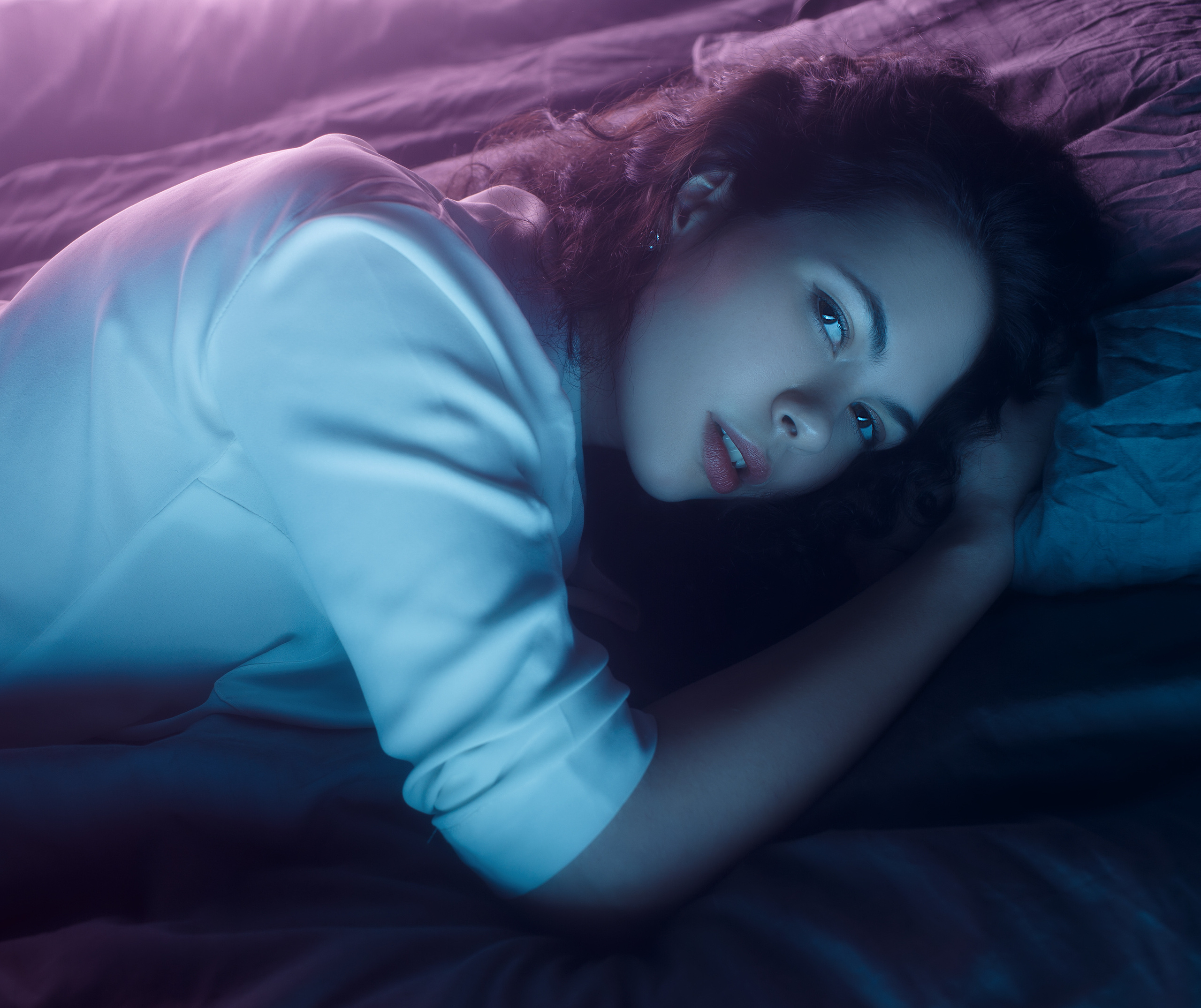 Портретная женская фотосессия в студии Саратов. Фотограф Сергей Сорокин — классический портрет и НЮ в Саратове