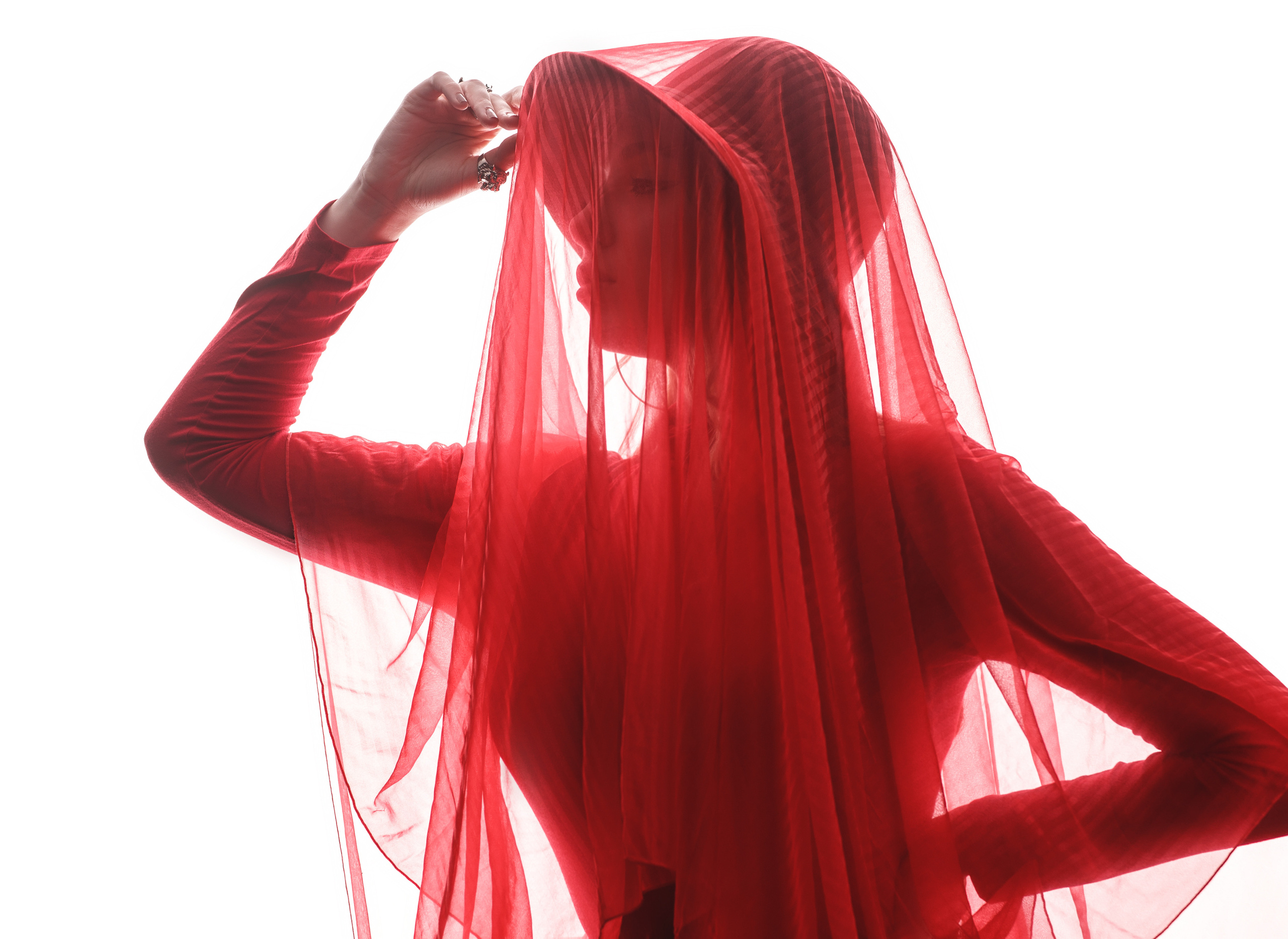 Портретная женская фотосессия в студии Саратов. Фотограф Сергей Сорокин — классический портрет и НЮ в Саратове