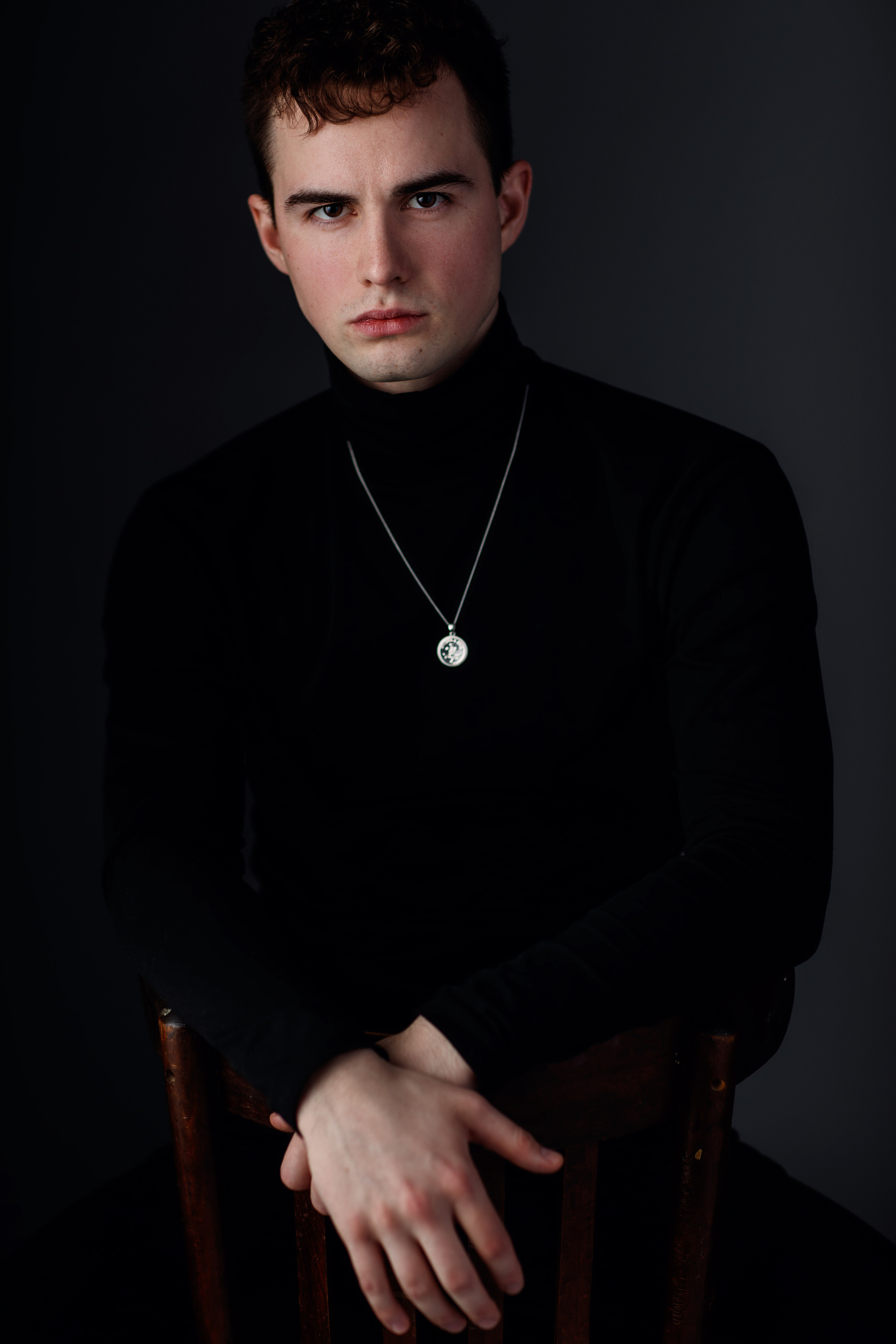 Мужская фотосессия Саратов. Фотограф Сергей Сорокин — классический портрет и НЮ в Саратове