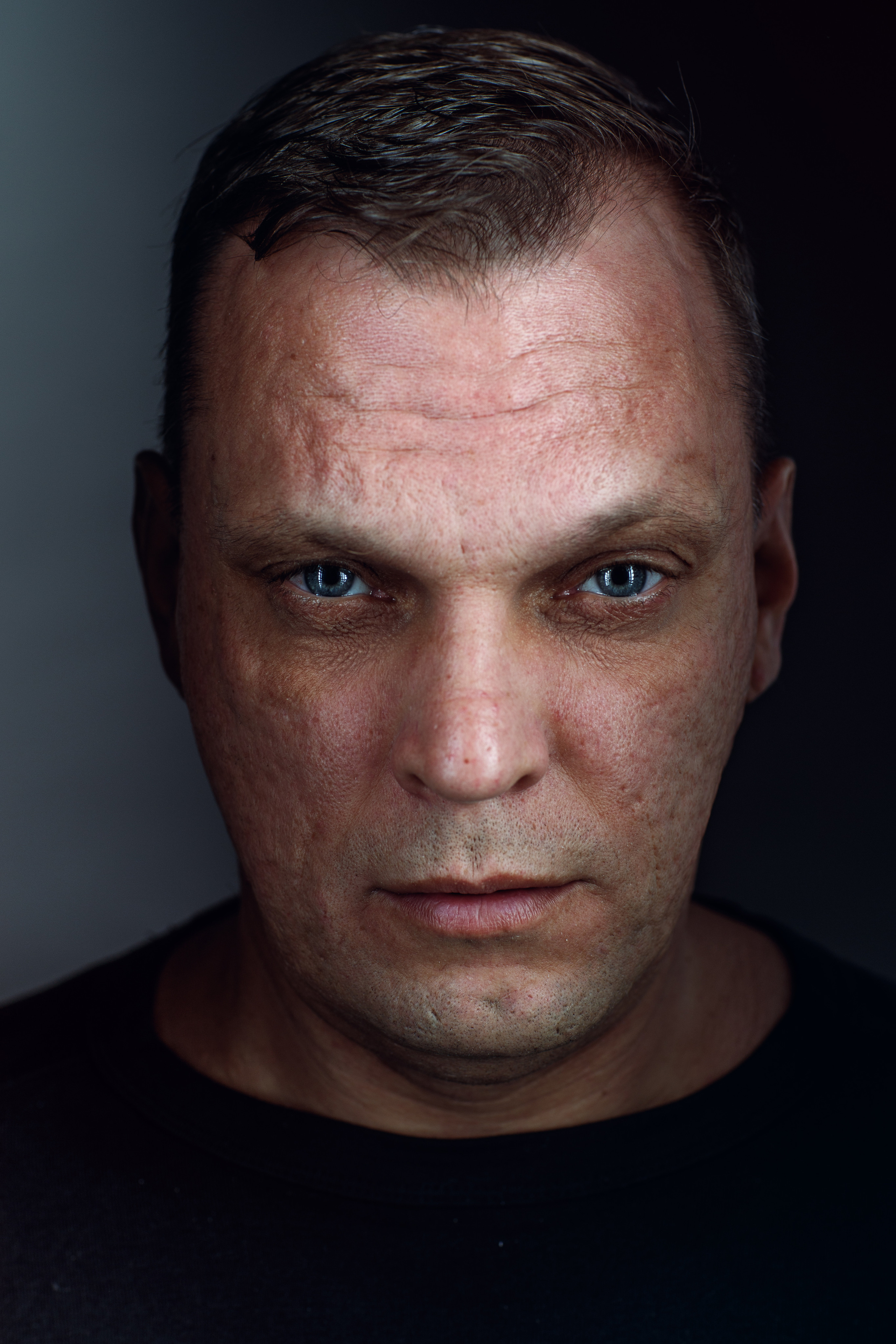 Мужская фотосессия Саратов. Фотограф Сергей Сорокин — классический портрет и НЮ в Саратове