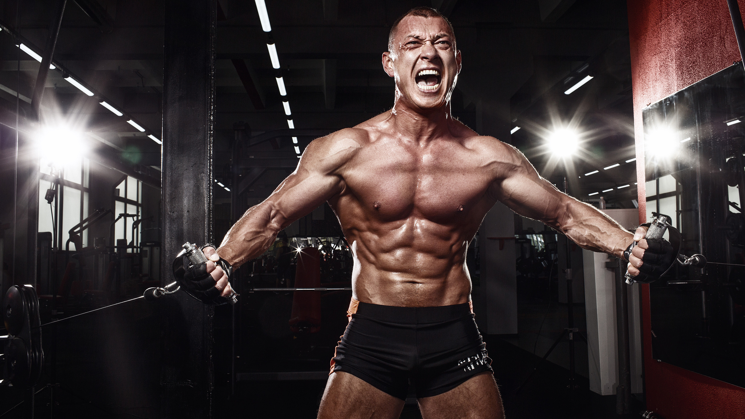 Мужская фотосессия Саратов. Фотограф Сергей Сорокин — классический портрет и НЮ в Саратове