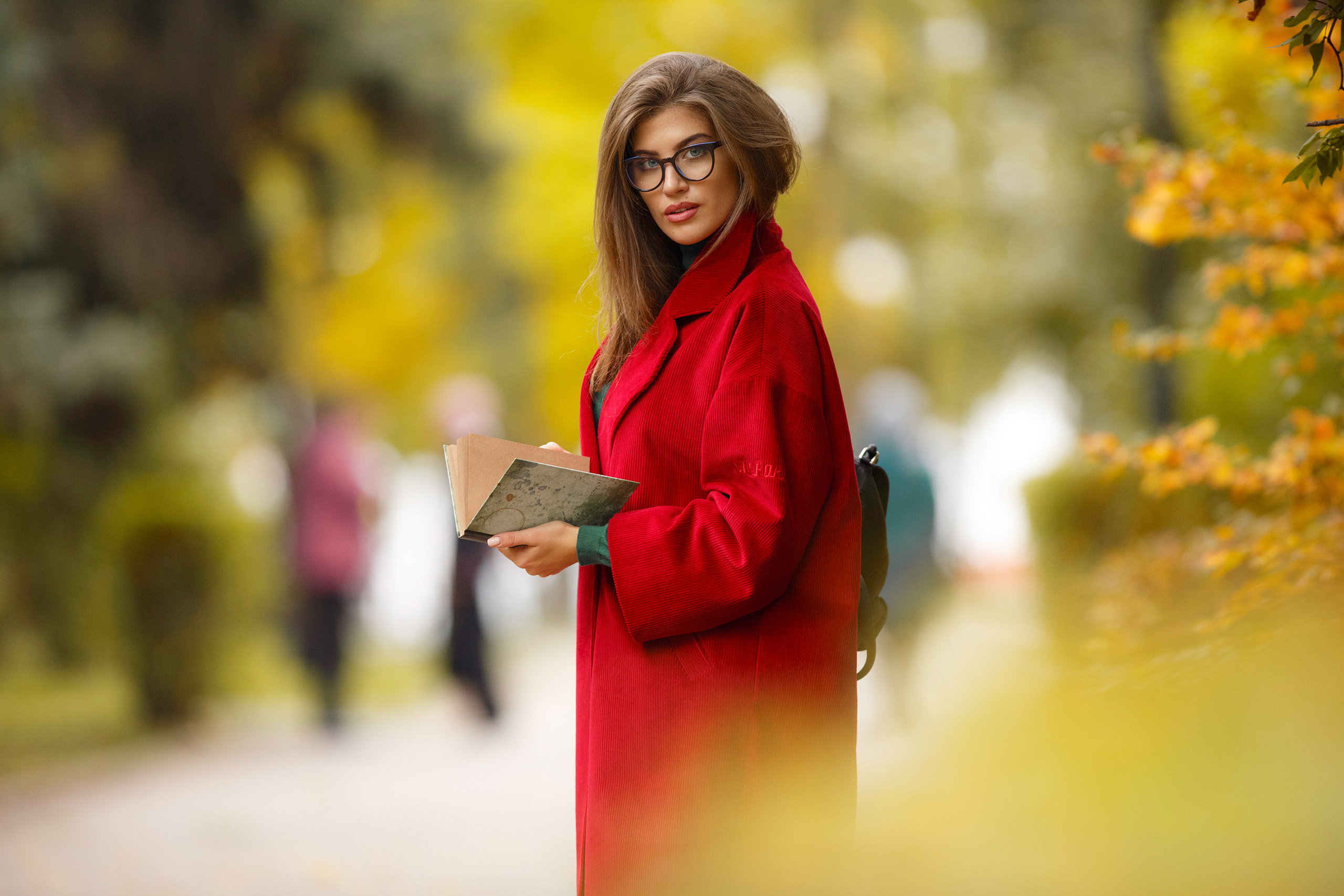 Портретная женская фотосессия в студии Саратов. Фотограф Сергей Сорокин — классический портрет и НЮ в Саратове