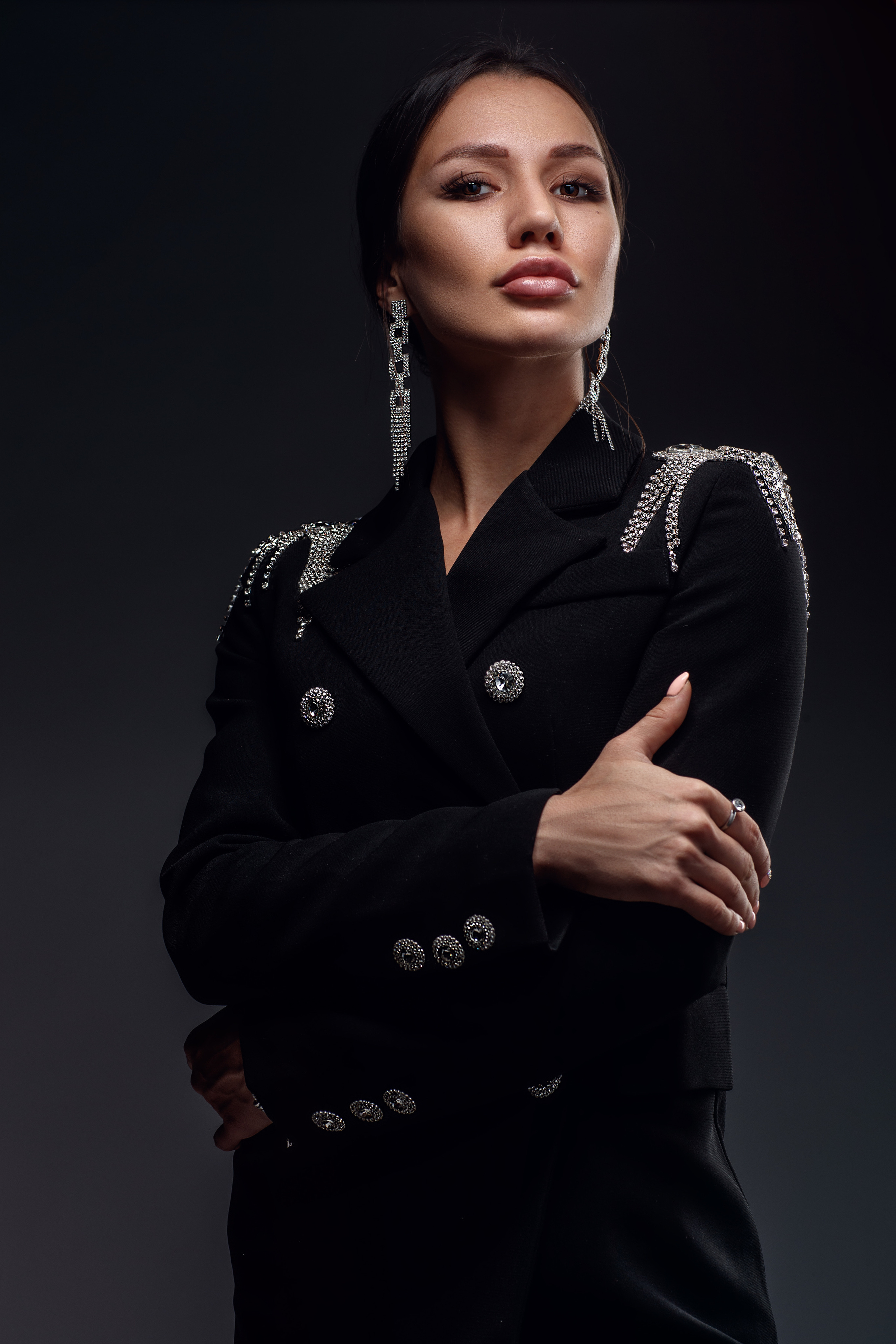 Портретная женская фотосессия в студии Саратов. Фотограф Сергей Сорокин — классический портрет и НЮ в Саратове