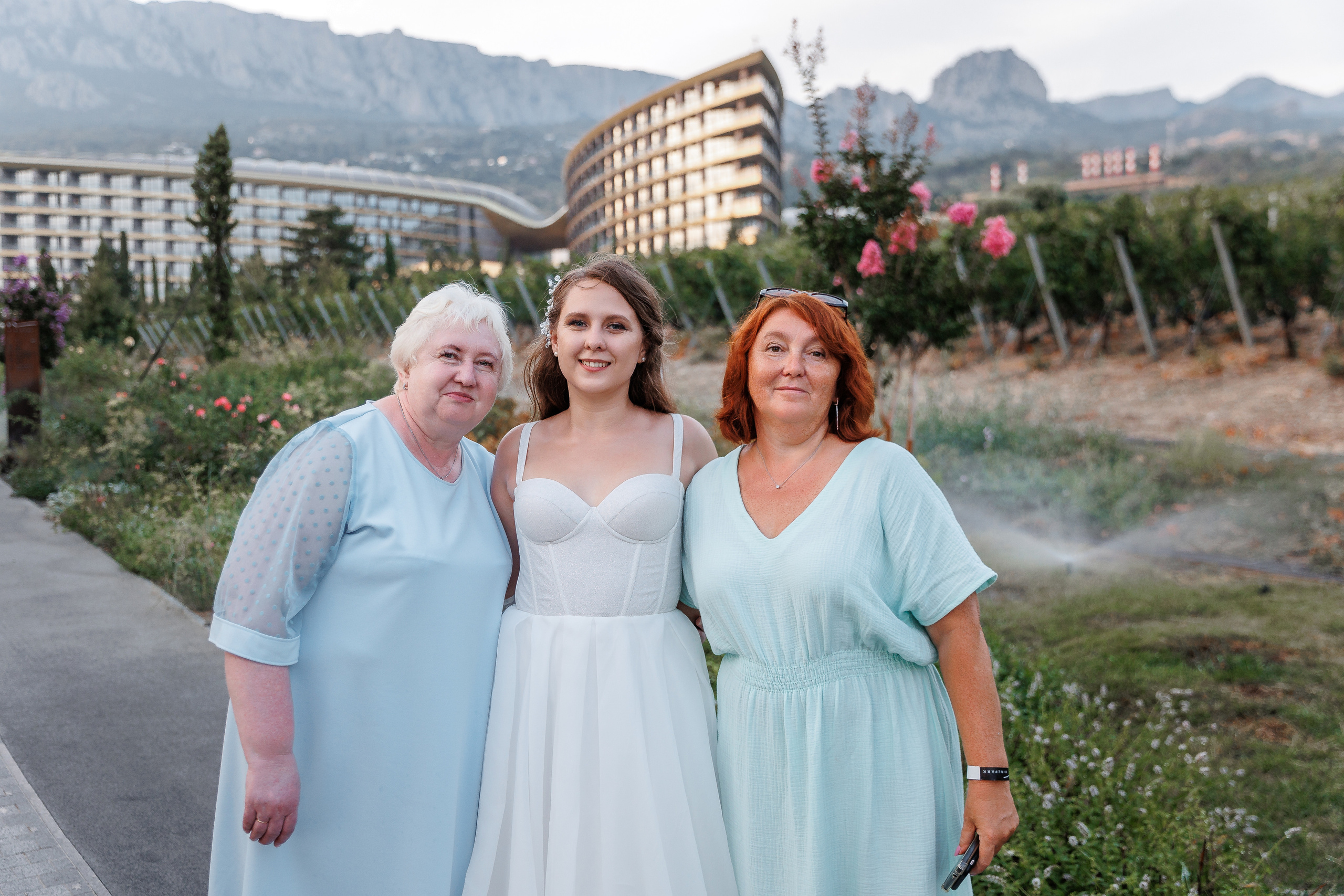 Анонс свадьбы Дарьи и Александра. Свадебный фотограф в Крыму и Севастополе Ольга Баскакова