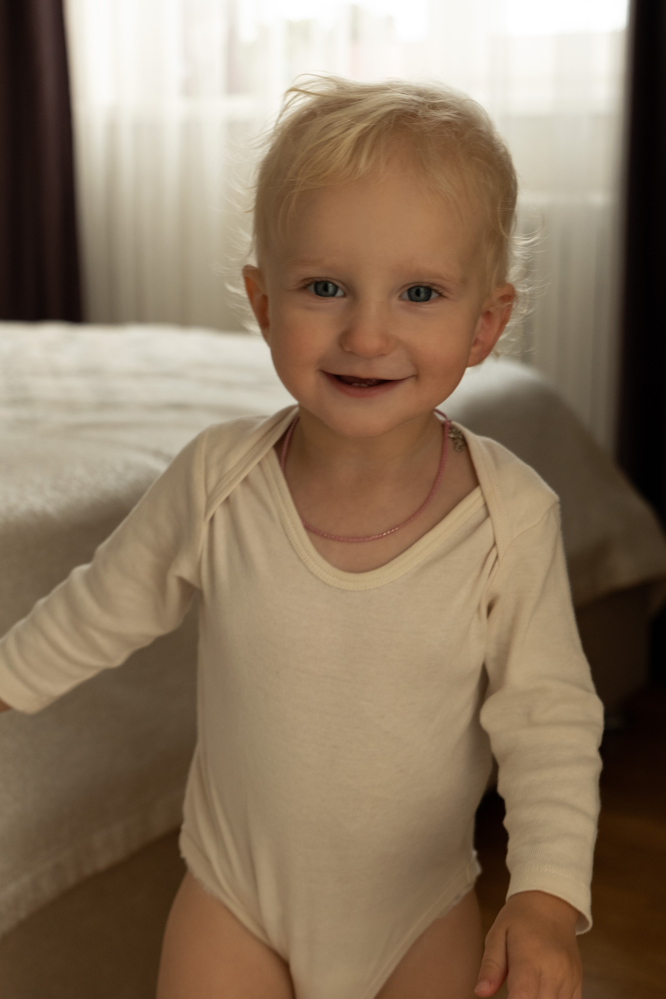 Семейная фотосессия дома. Фотограф видеограф Ольга Василевская