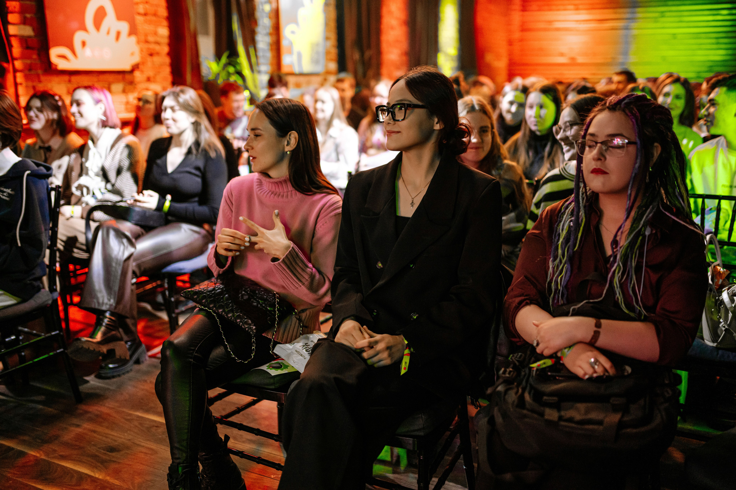 Альфа Движ — фестиваль для студентов. Максим Комаров — Профессиональный фотограф