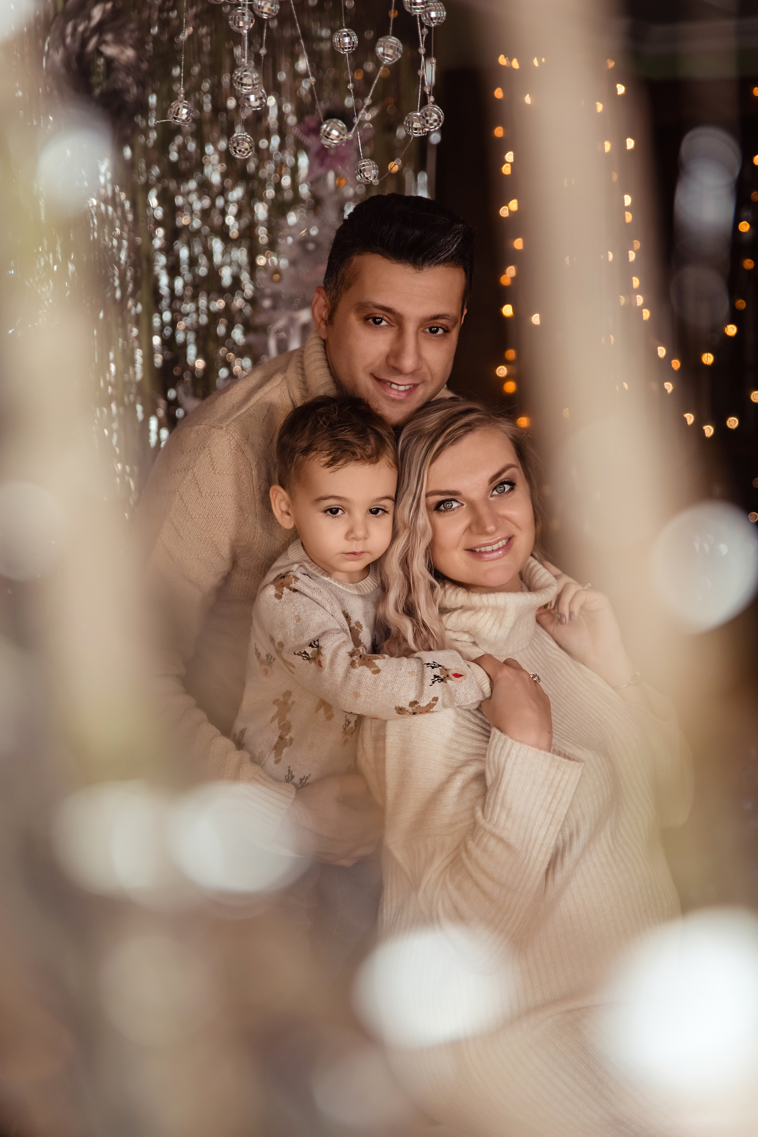 Olga, Aziz&Demir