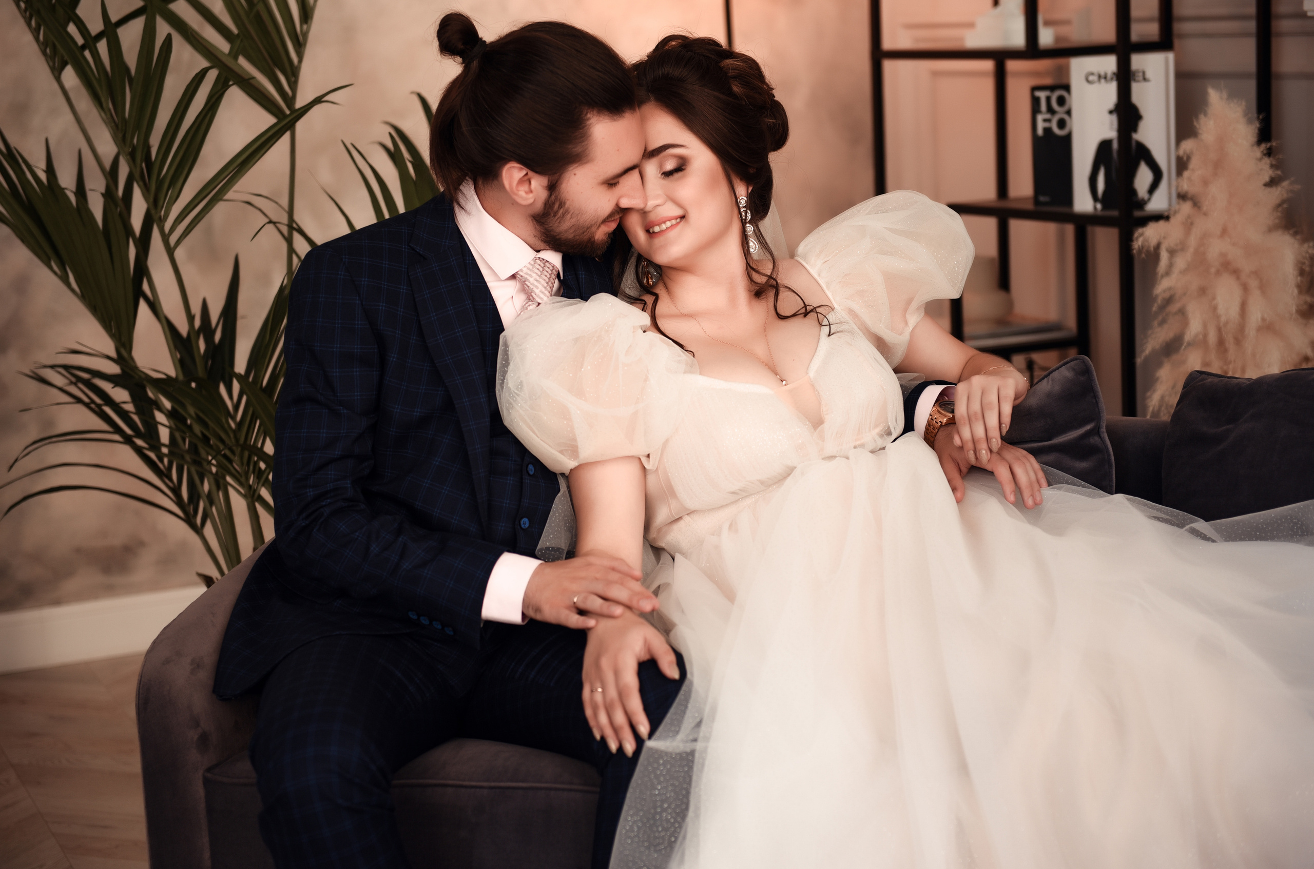 Егор и София Небольшая свадебная серия. Свадебный, семейный, детский, контент фотограф в Омске Максим Ильин