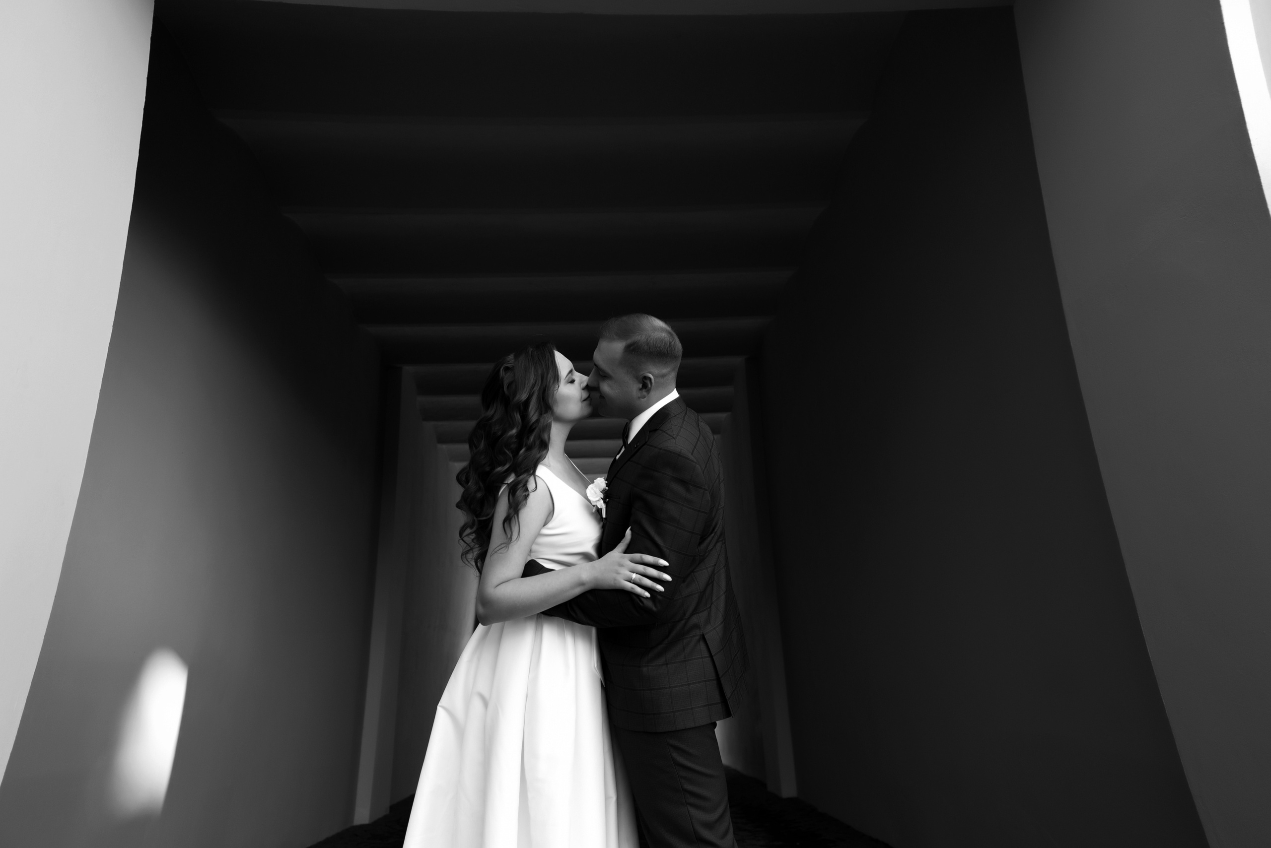 Свадебный, семейный, детский, контент фотограф в Омске Максим Ильин