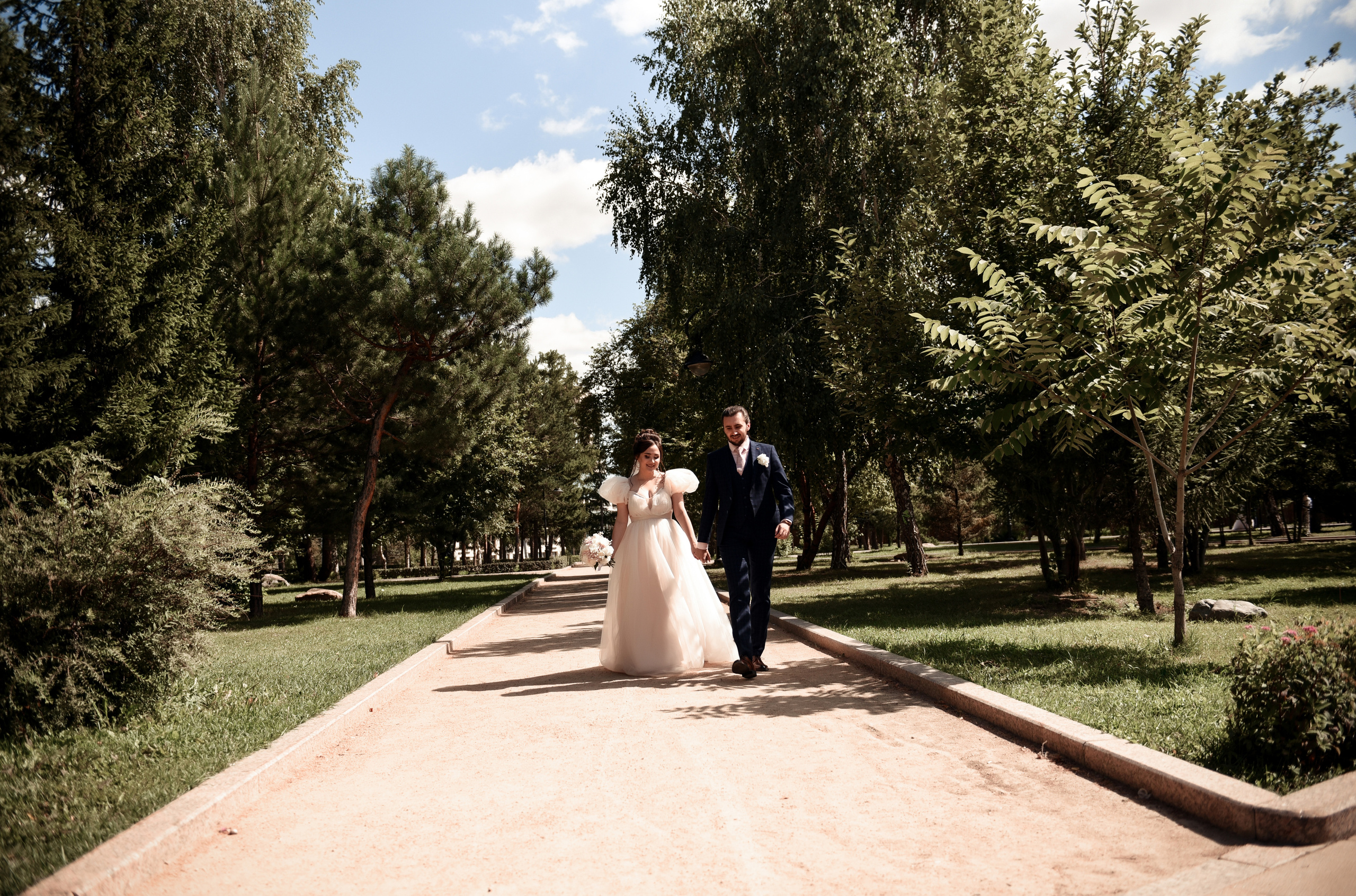 Егор и София Небольшая свадебная серия. Свадебный, семейный, детский, контент фотограф в Омске Максим Ильин