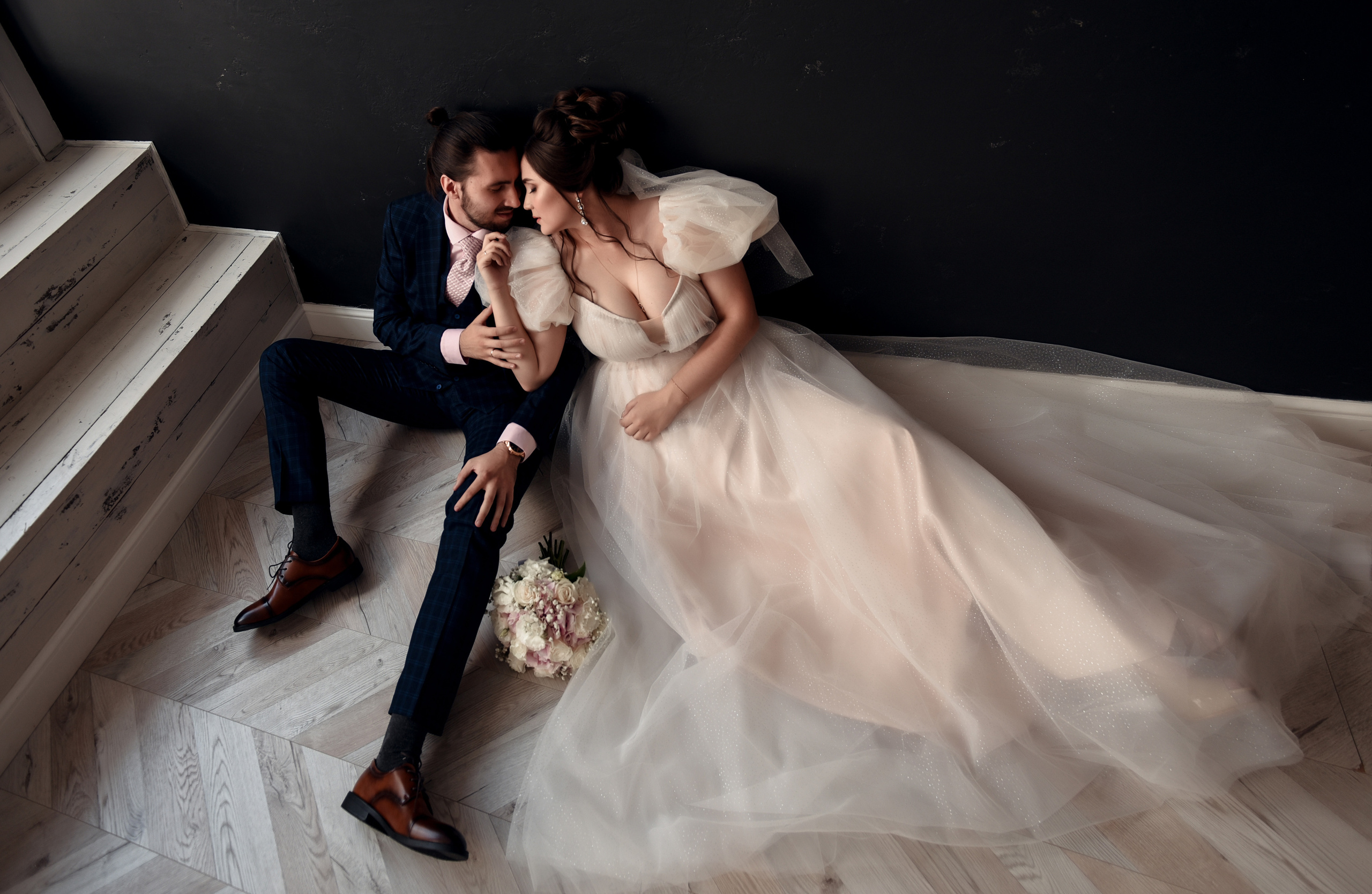 Егор и София Небольшая свадебная серия. Свадебный, семейный, детский, контент фотограф в Омске Максим Ильин