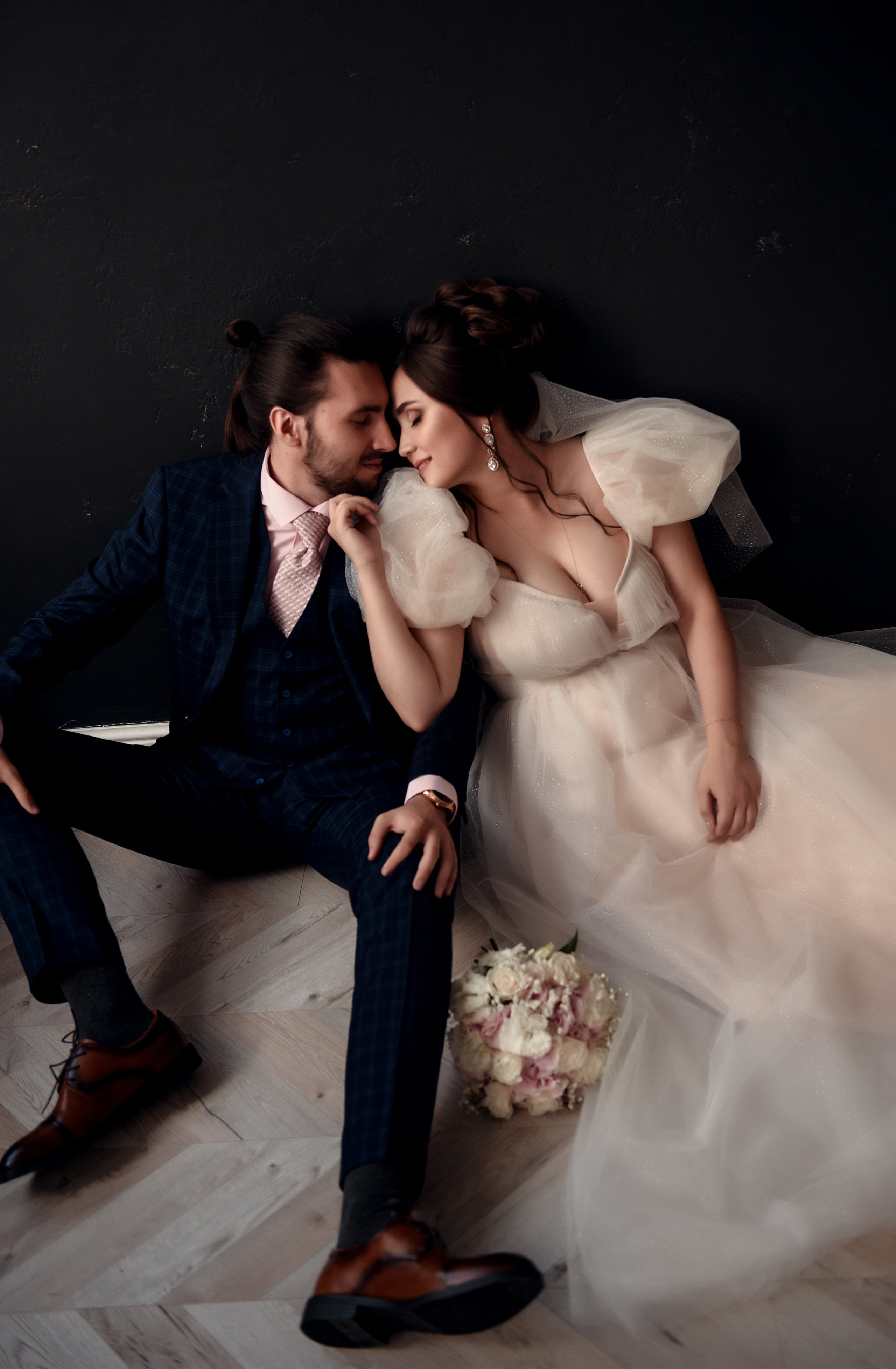 Егор и София Небольшая свадебная серия. Свадебный, семейный, детский, контент фотограф в Омске Максим Ильин