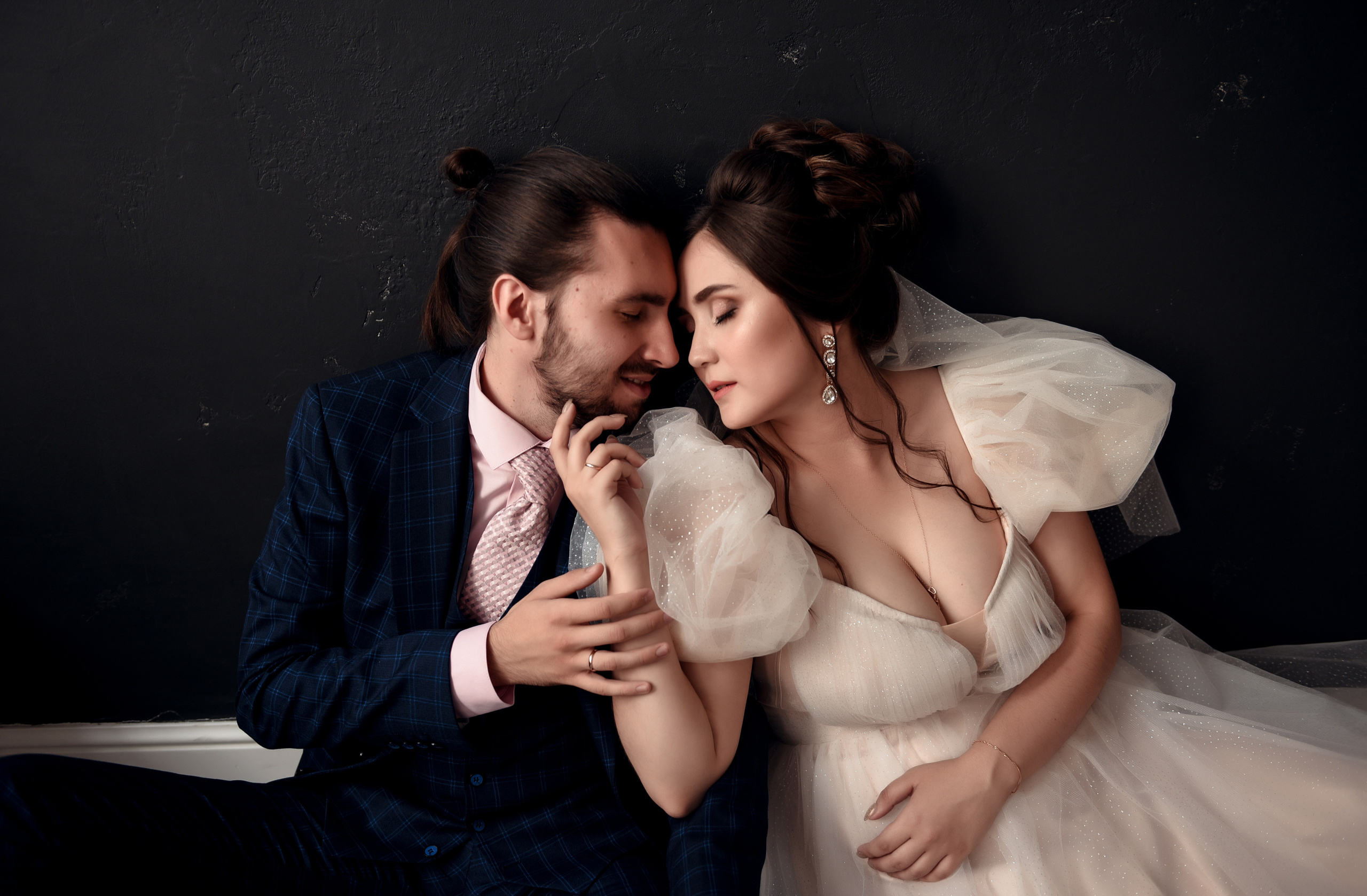 Егор и София Небольшая свадебная серия. Свадебный, семейный, детский, контент фотограф в Омске Максим Ильин