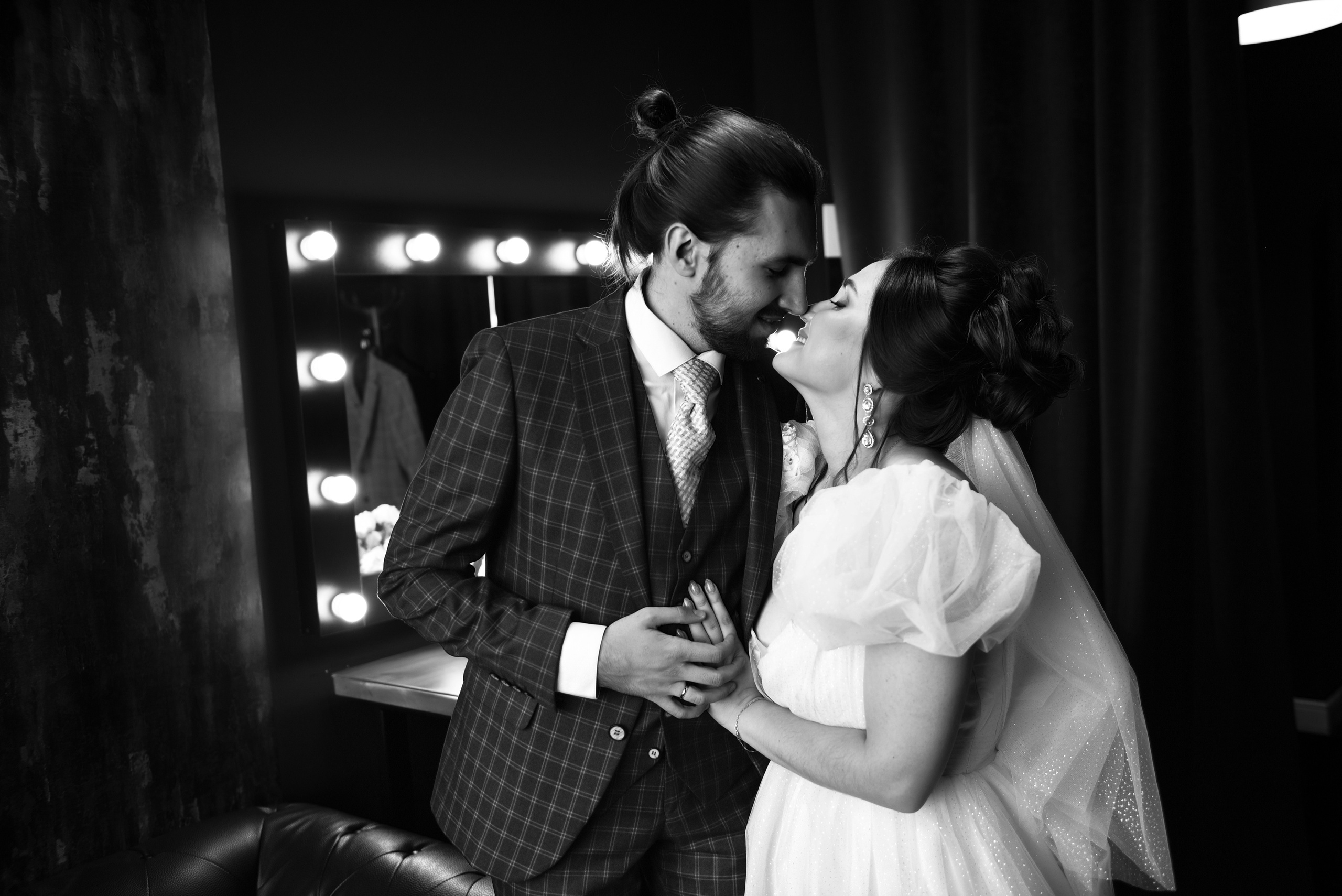 Егор и София Небольшая свадебная серия. Свадебный, семейный, детский, контент фотограф в Омске Максим Ильин