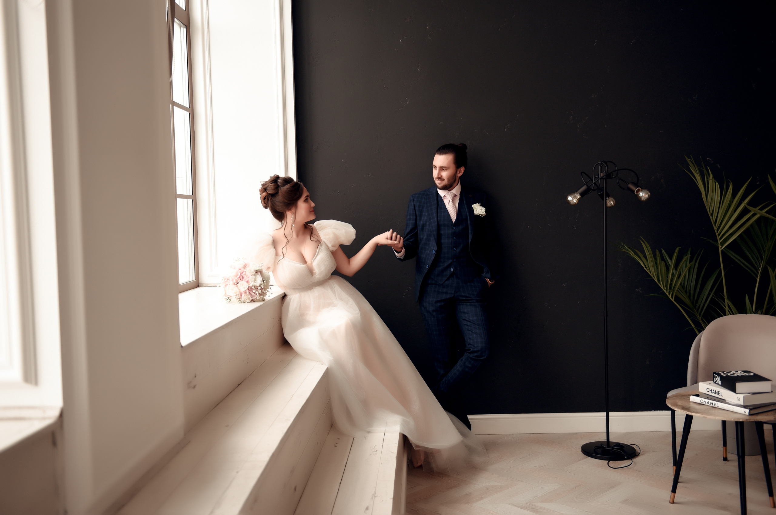 Егор и София Небольшая свадебная серия. Свадебный, семейный, детский, контент фотограф в Омске Максим Ильин