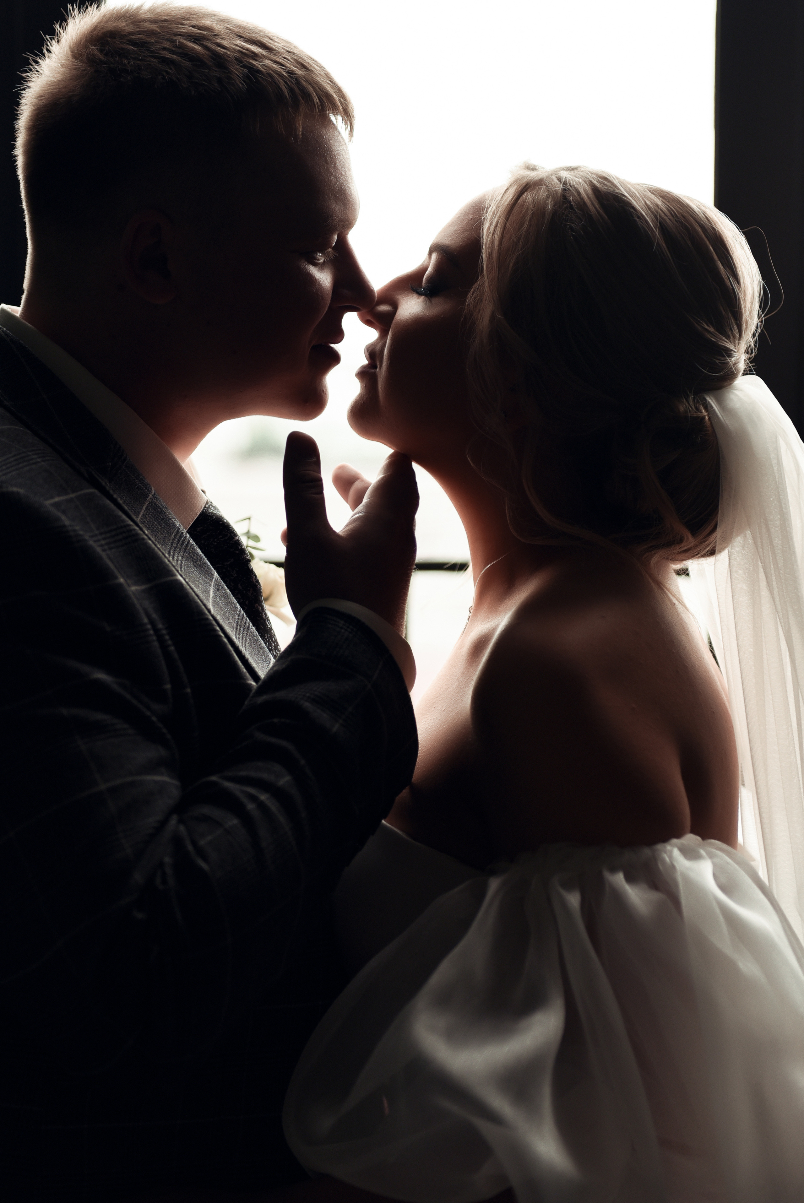 Свадебный, семейный, детский, контент фотограф в Омске Максим Ильин