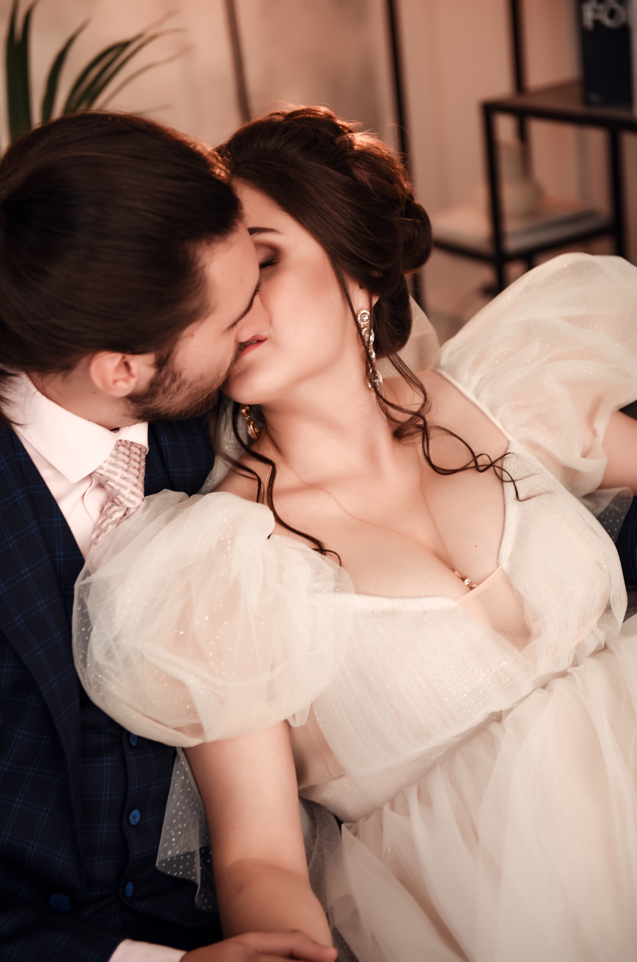 Егор и София Небольшая свадебная серия. Свадебный, семейный, детский, контент фотограф в Омске Максим Ильин