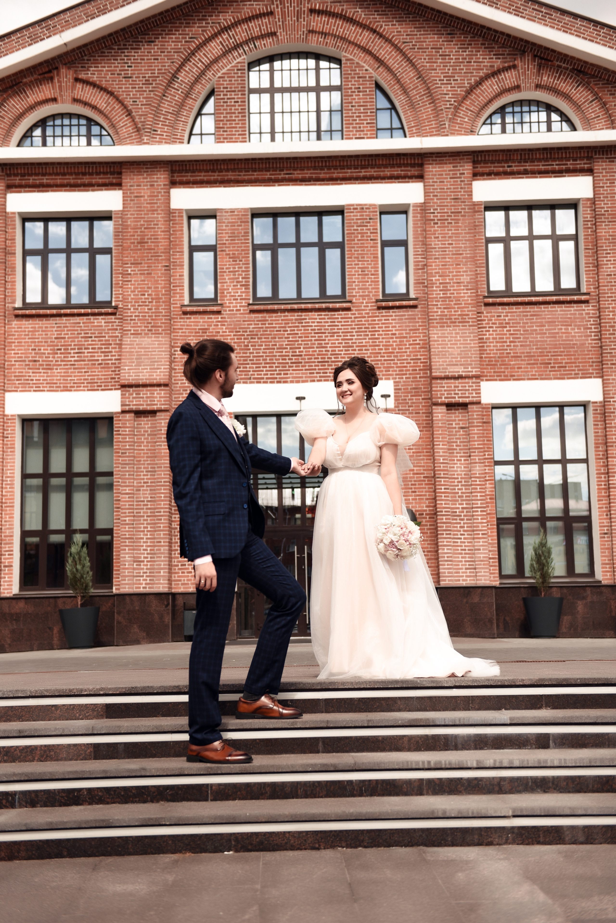 Егор и София Небольшая свадебная серия. Свадебный, семейный, детский, контент фотограф в Омске Максим Ильин