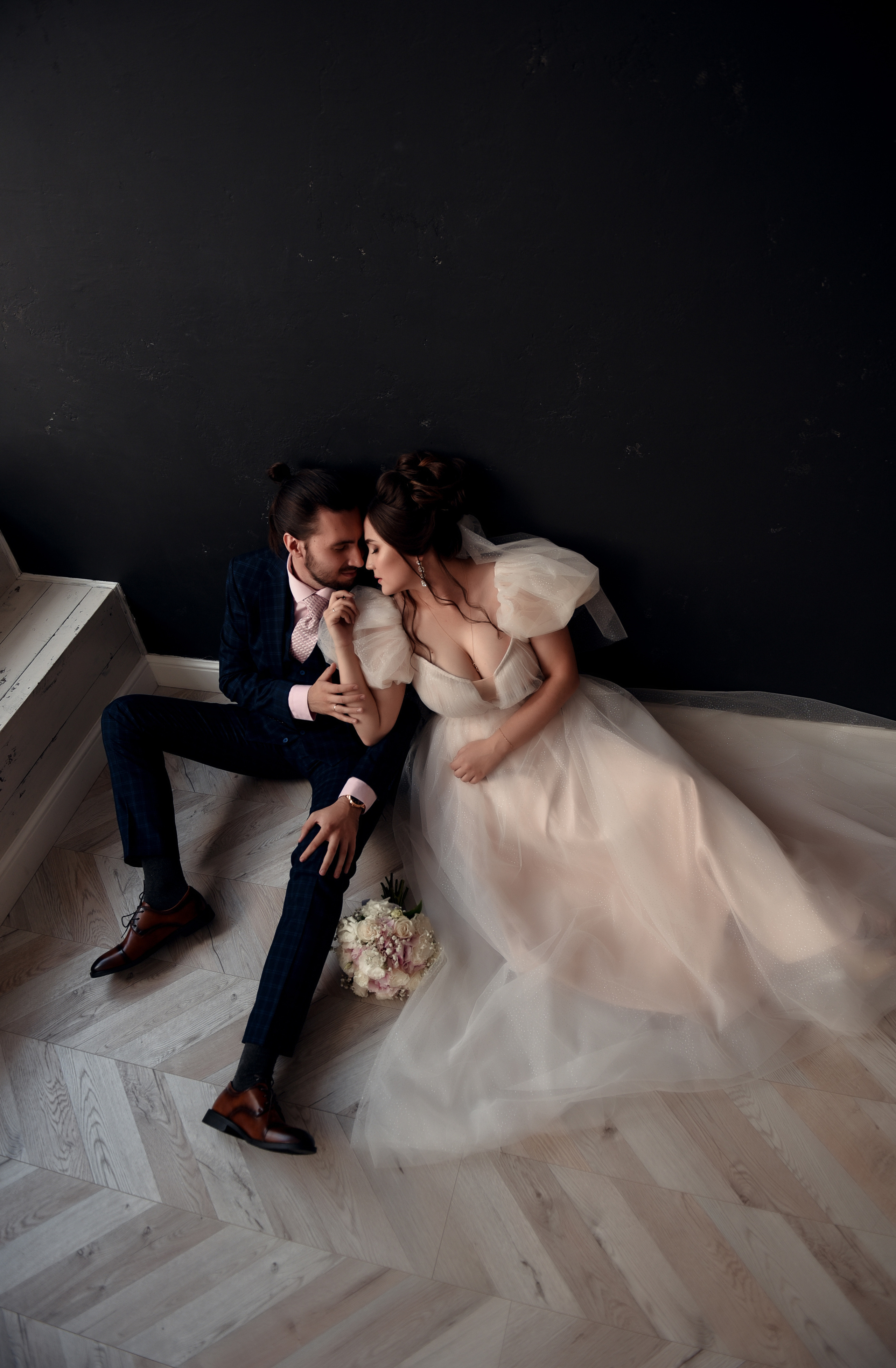 Егор и София Небольшая свадебная серия. Свадебный, семейный, детский, контент фотограф в Омске Максим Ильин