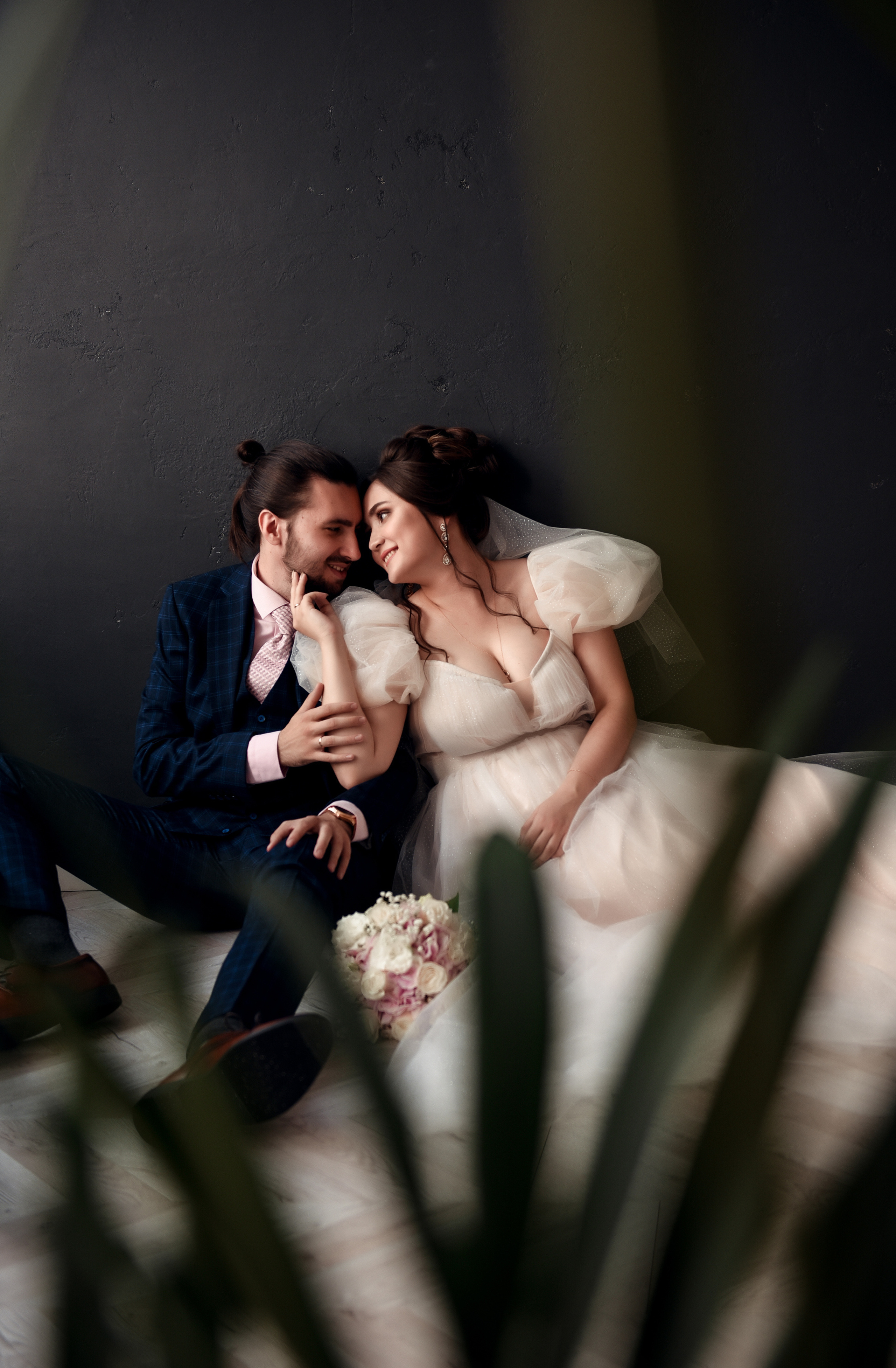 Егор и София Небольшая свадебная серия. Свадебный, семейный, детский, контент фотограф в Омске Максим Ильин