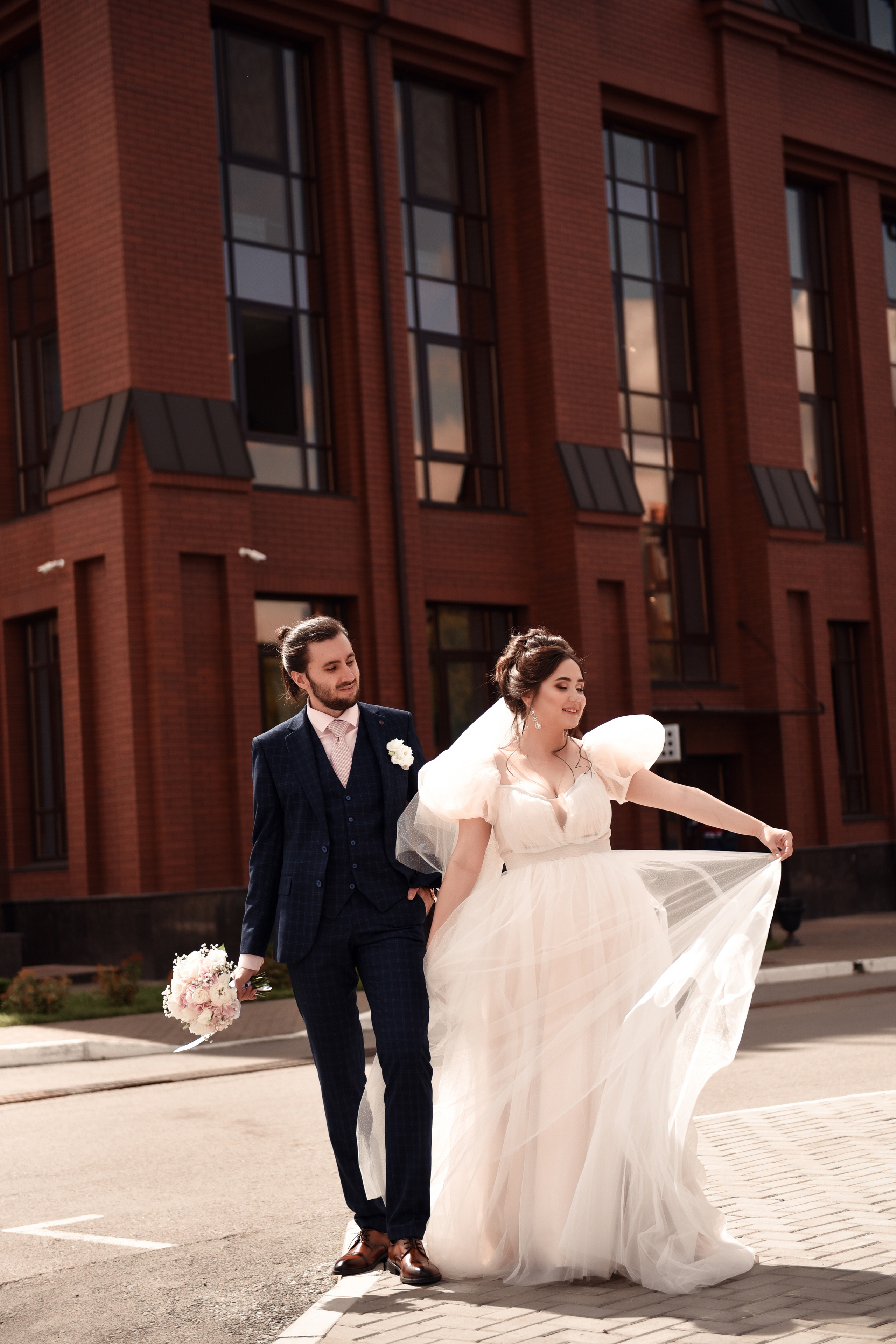 Егор и София Небольшая свадебная серия. Свадебный, семейный, детский, контент фотограф в Омске Максим Ильин