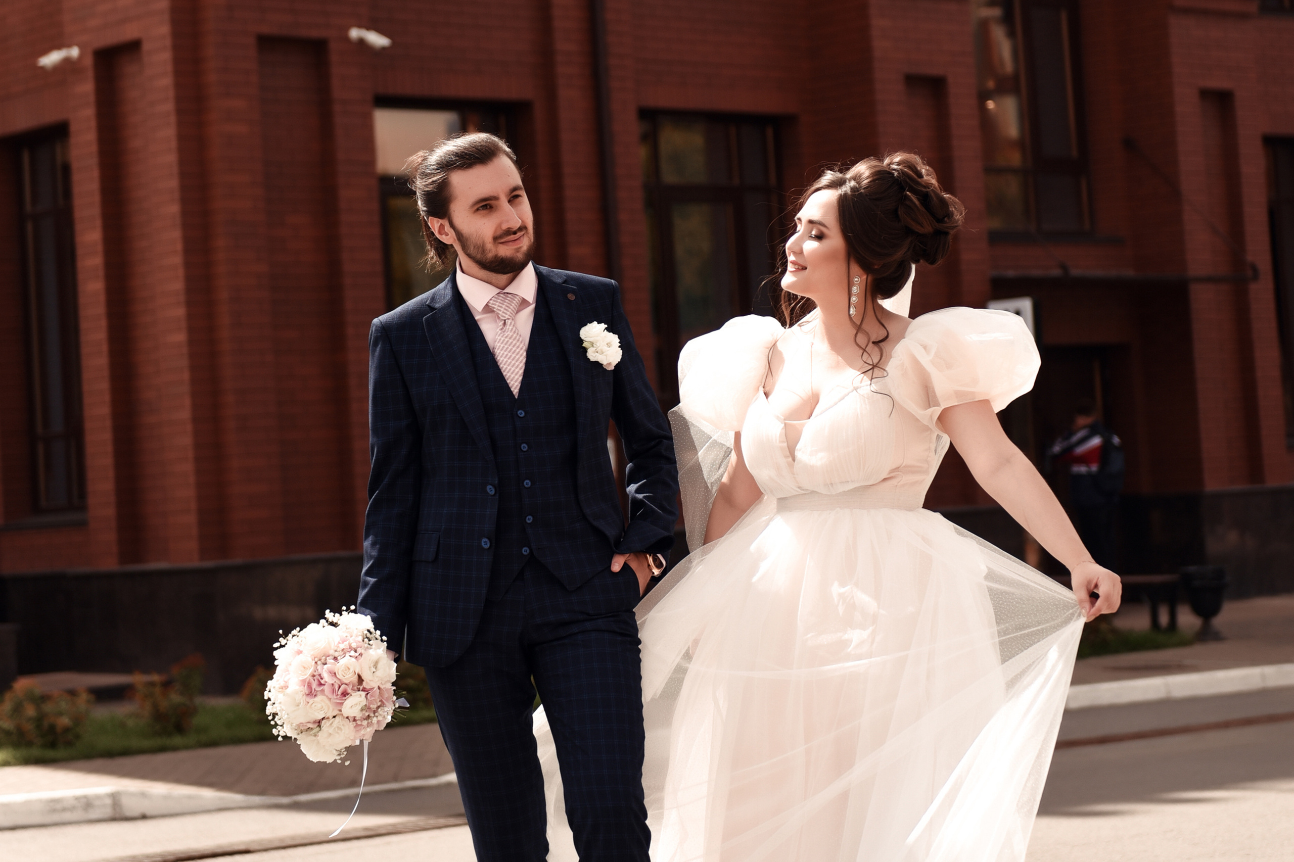 Егор и София Небольшая свадебная серия. Свадебный, семейный, детский, контент фотограф в Омске Максим Ильин