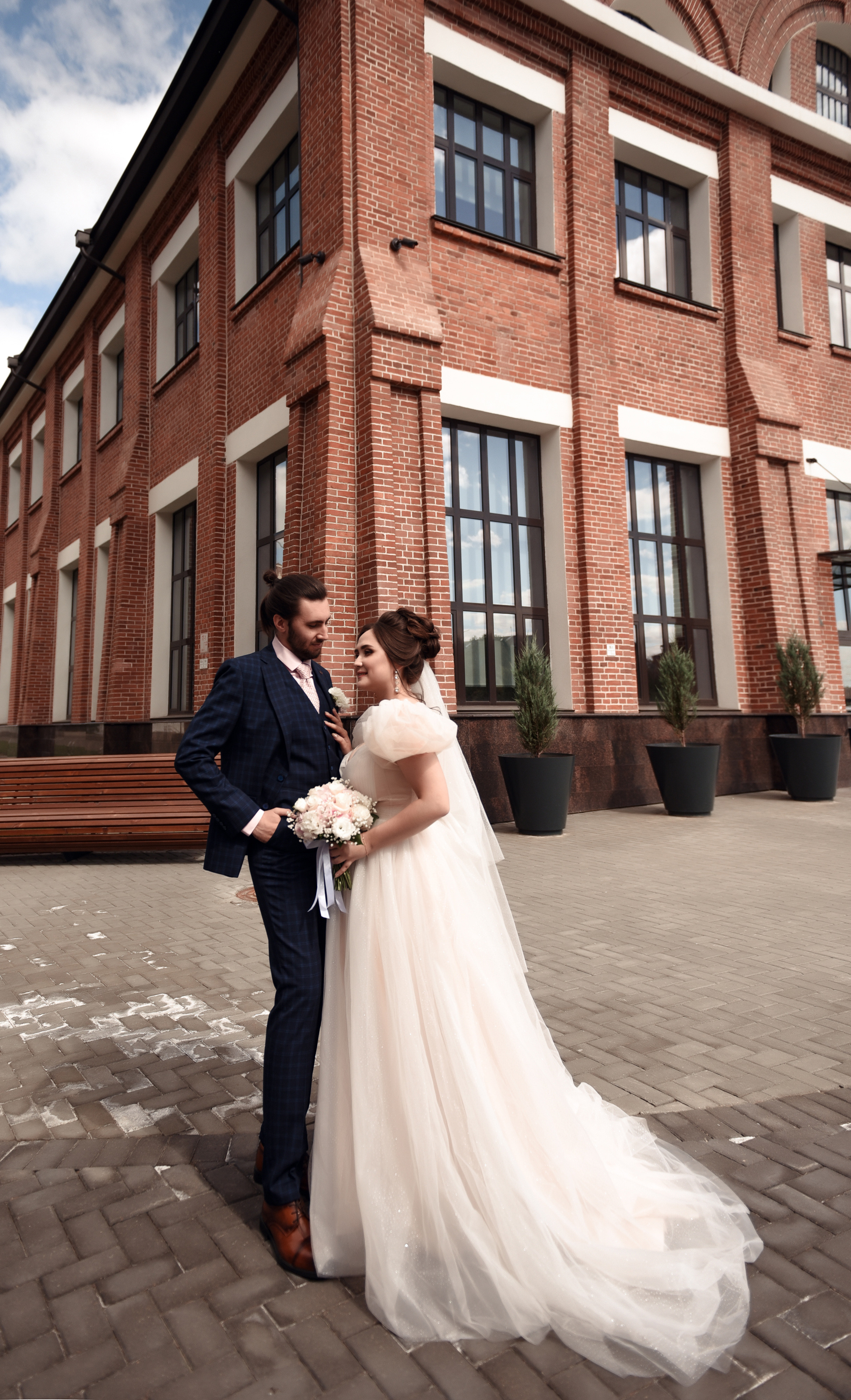 Егор и София Небольшая свадебная серия. Свадебный, семейный, детский, контент фотограф в Омске Максим Ильин