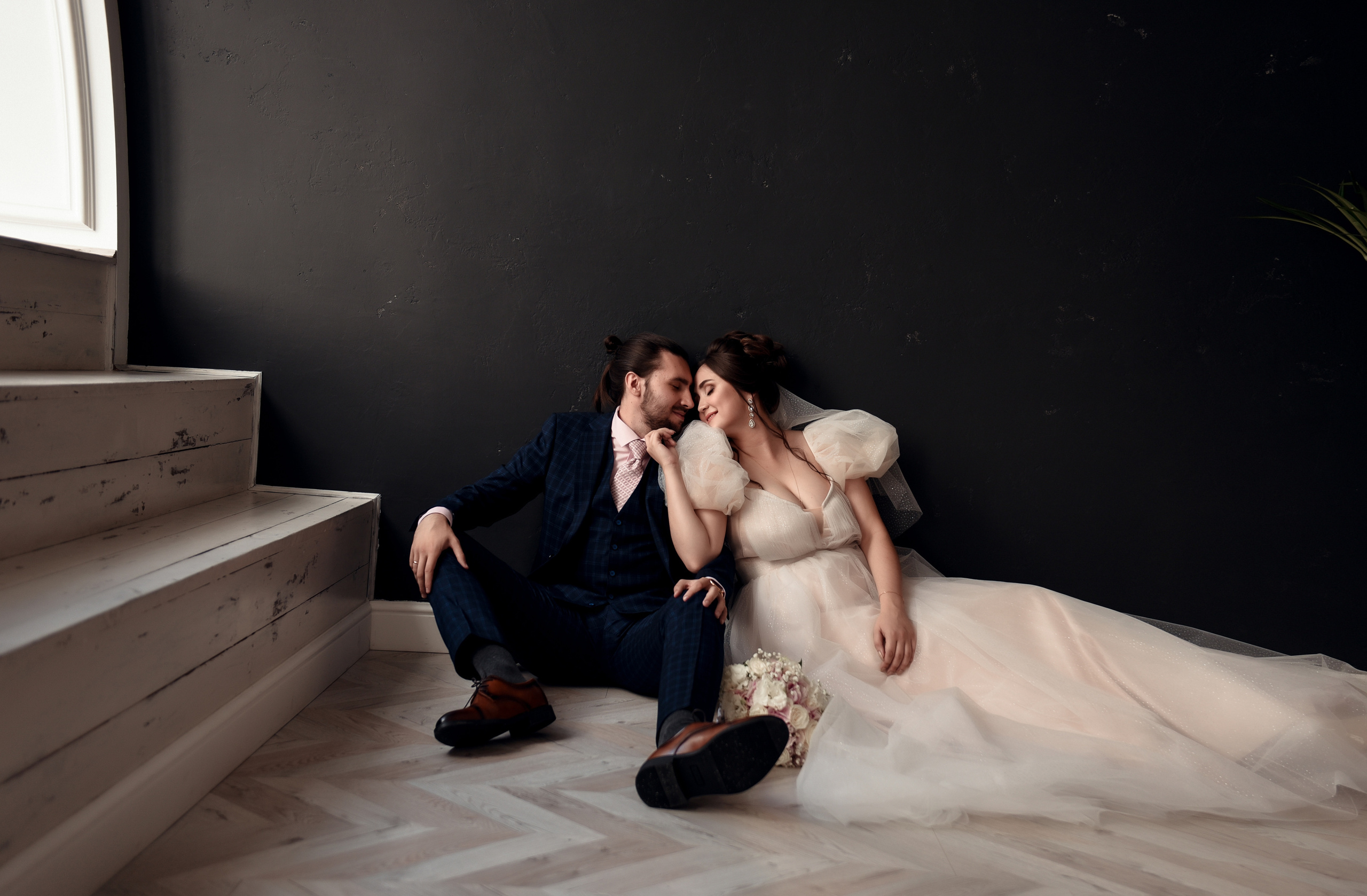 Егор и София Небольшая свадебная серия. Свадебный, семейный, детский, контент фотограф в Омске Максим Ильин