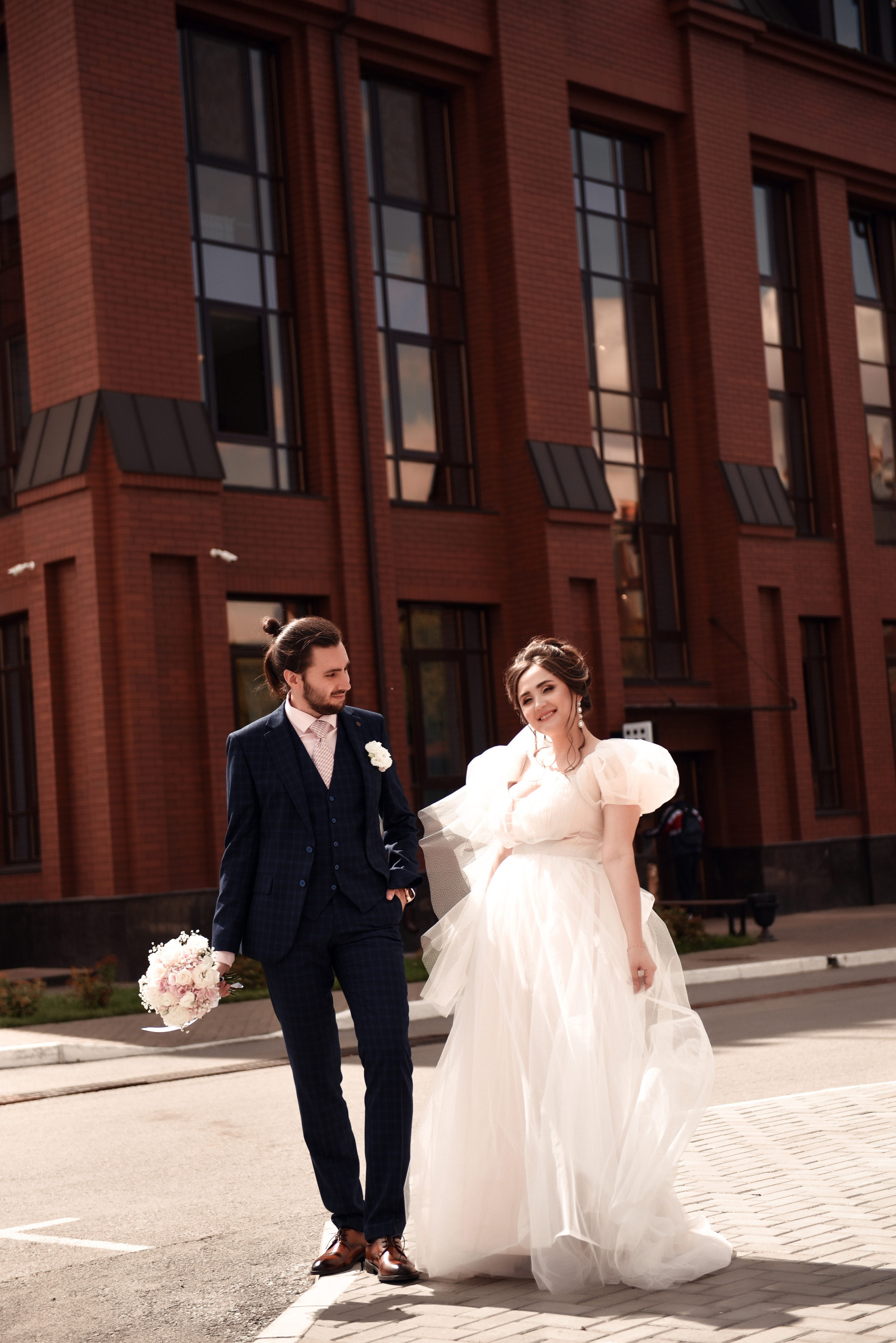 Егор и София Небольшая свадебная серия. Свадебный, семейный, детский, контент фотограф в Омске Максим Ильин