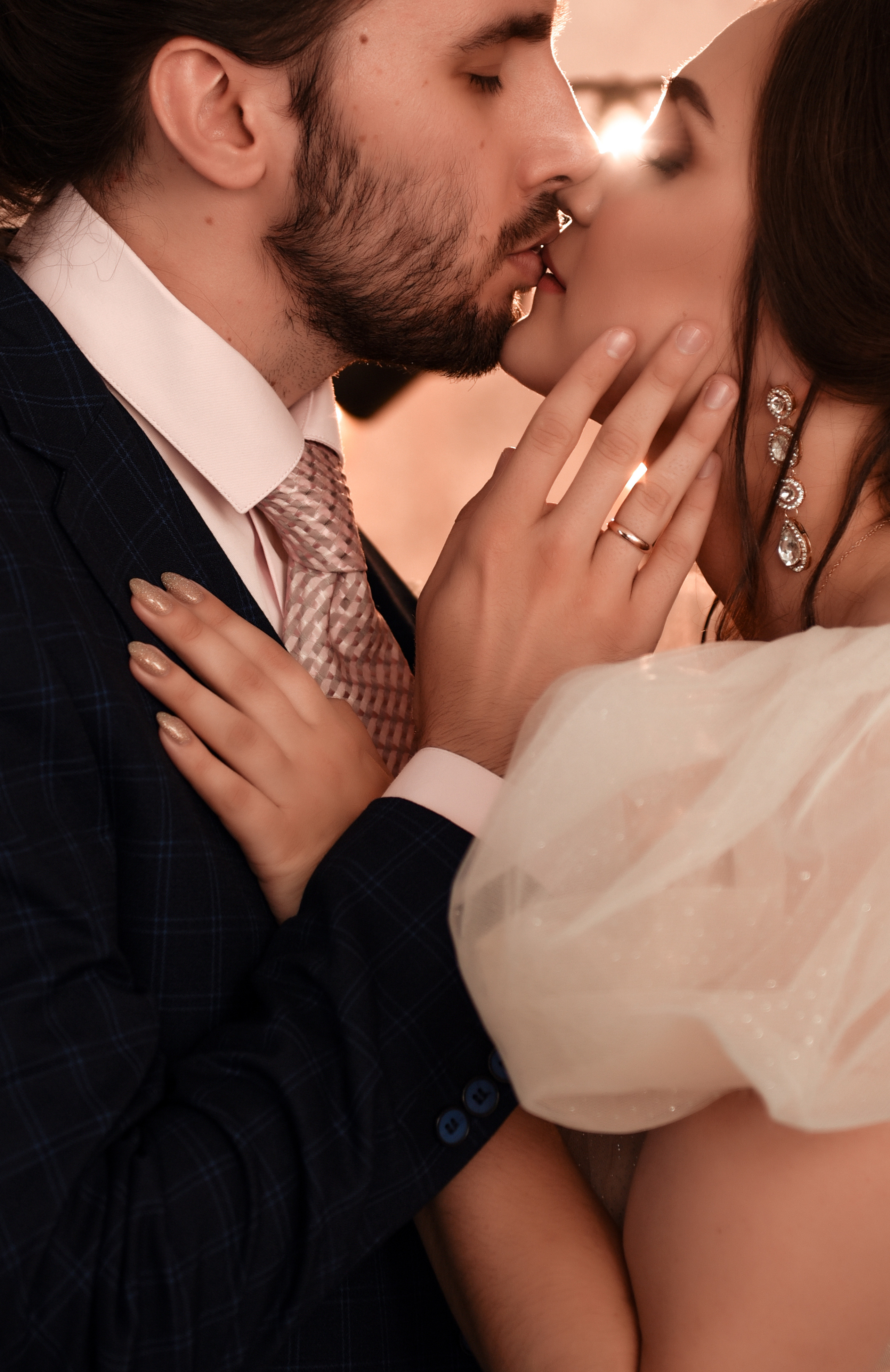 Егор и София Небольшая свадебная серия. Свадебный, семейный, детский, контент фотограф в Омске Максим Ильин