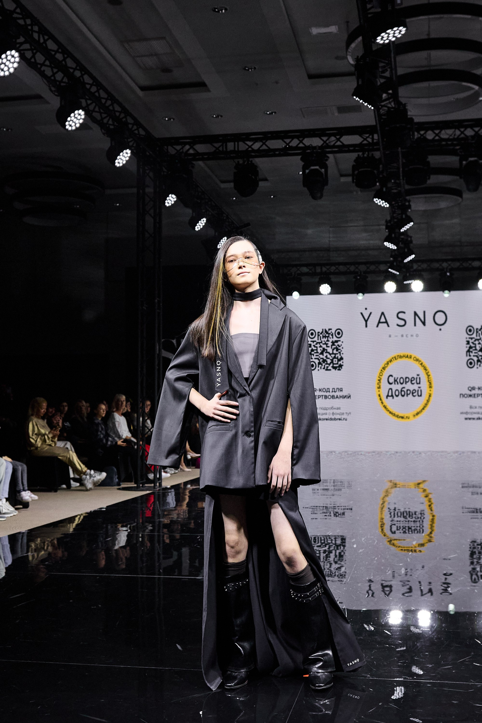 Sochi Fashion Week 2025. Профессиональный фотограф в Сочи Виктория Джой. Обучение