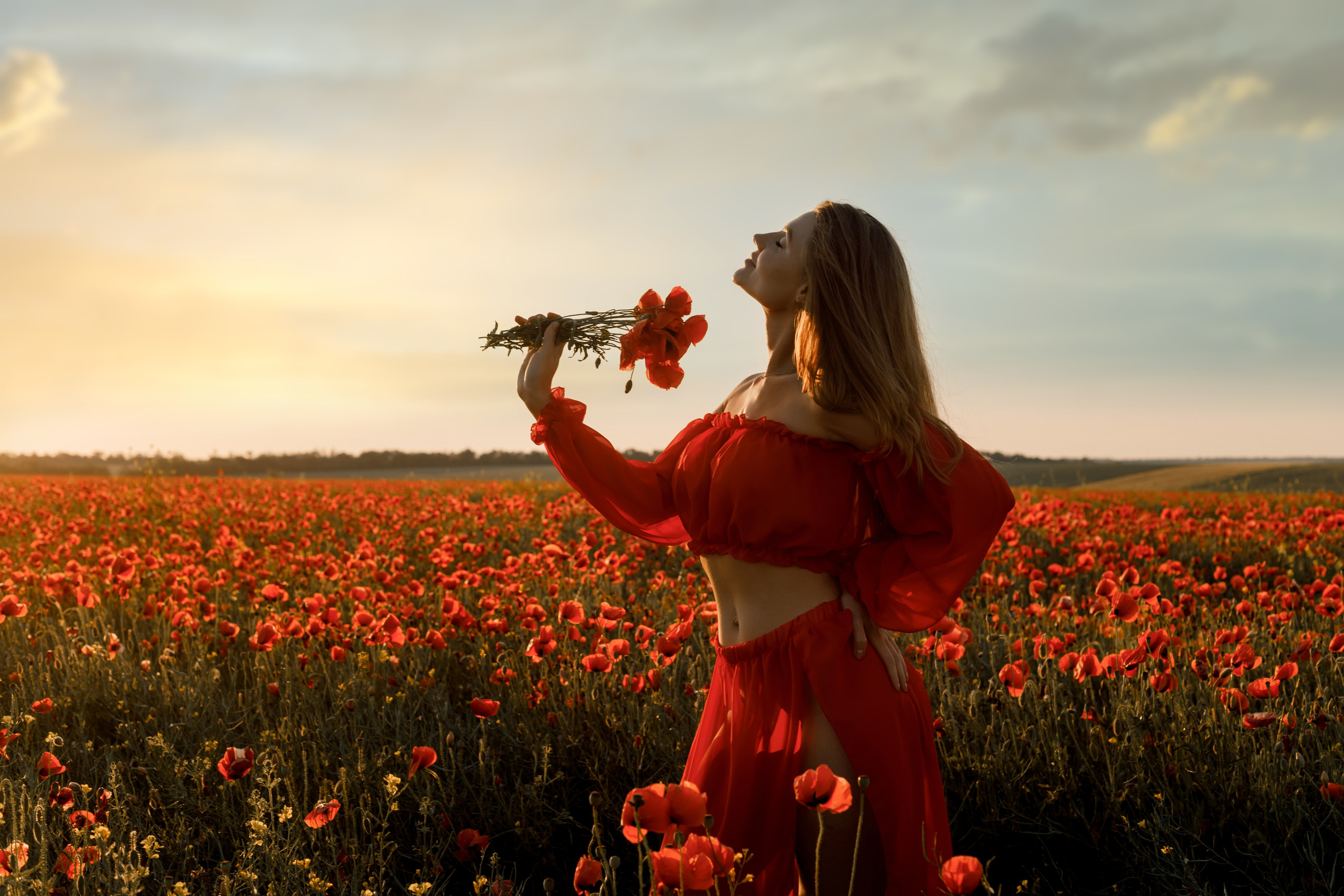 Фотосессия в маковом поле на закате. Свадебный и семейный фотограф в Краснодарском крае Мария Данилкина
