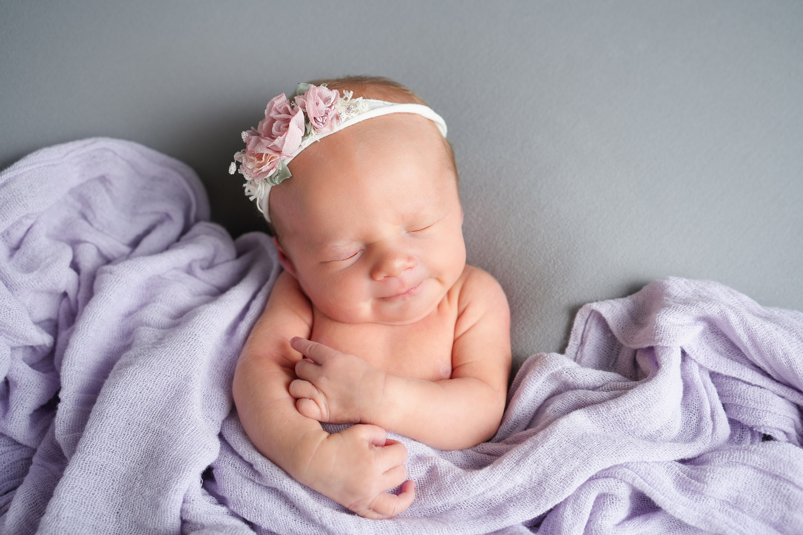 Newborn. Фотограф новорожденных и детский фотограф в Екатеринбурге Ксени