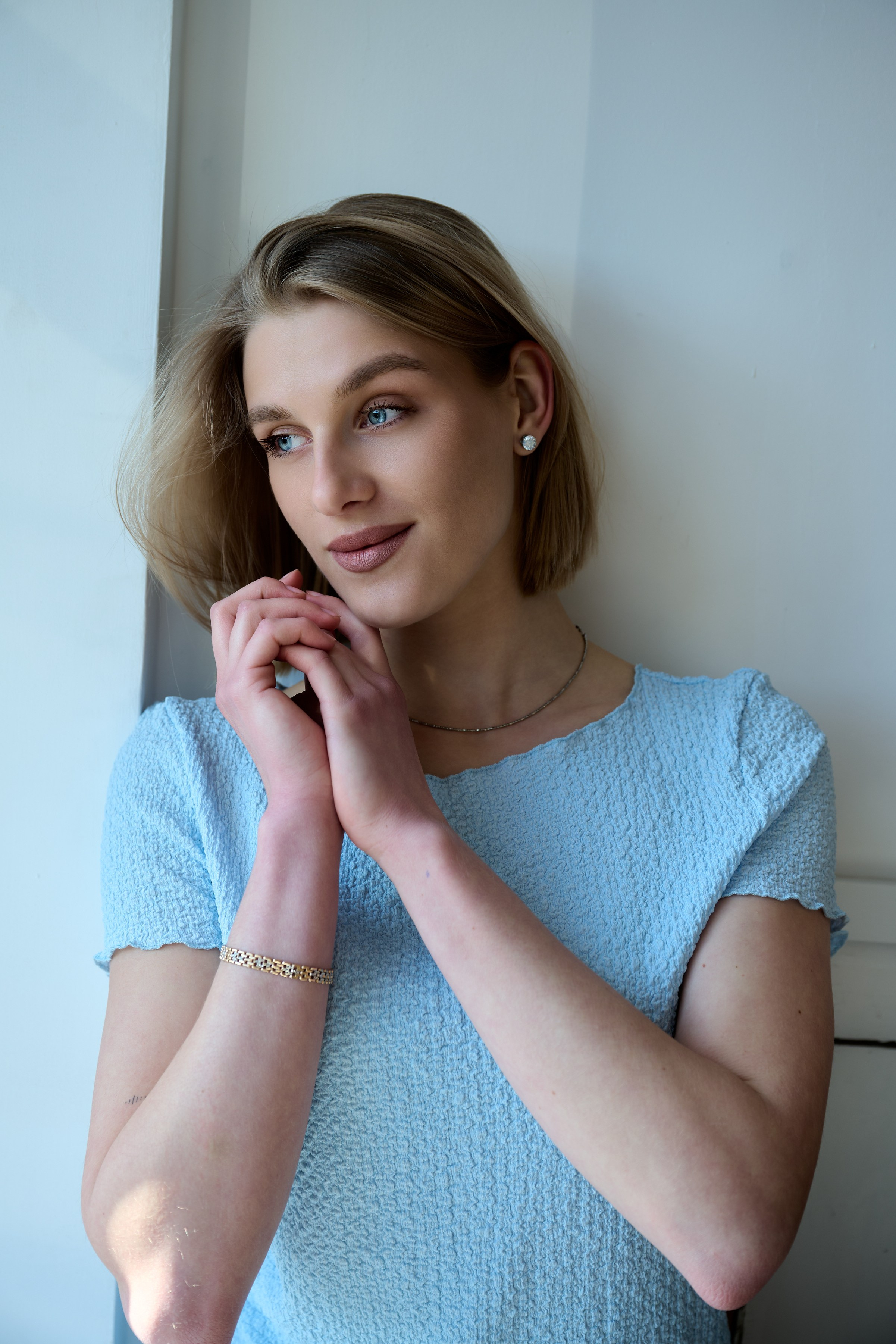 Алина — Тихая съемка. Тихая женская фотография — съёмка без ролей и позирования, где важнее состояние, чем образ