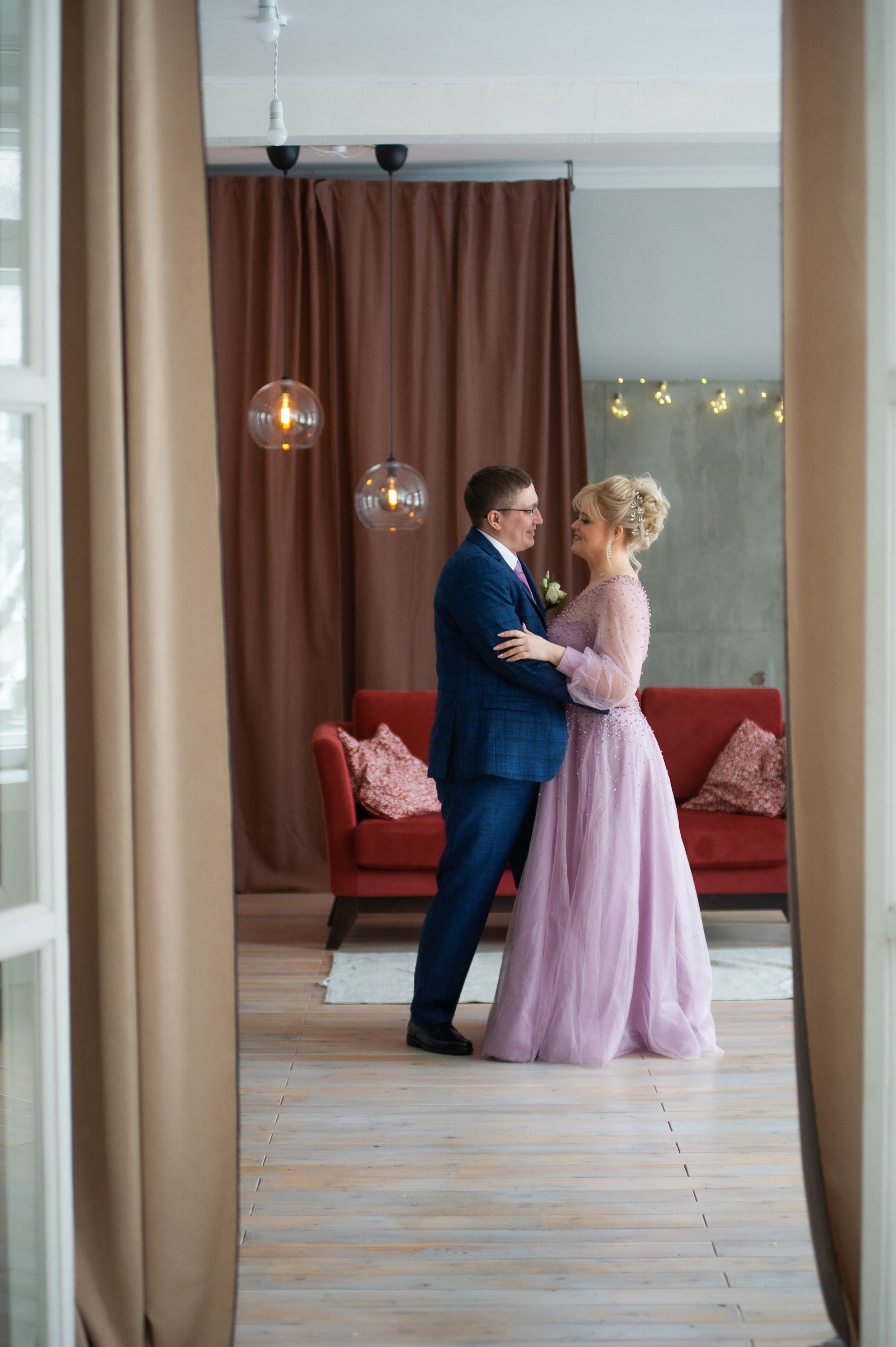 Илья и Елена. Семейный и женский фотограф, контент фотосессия в Екатеринбурге