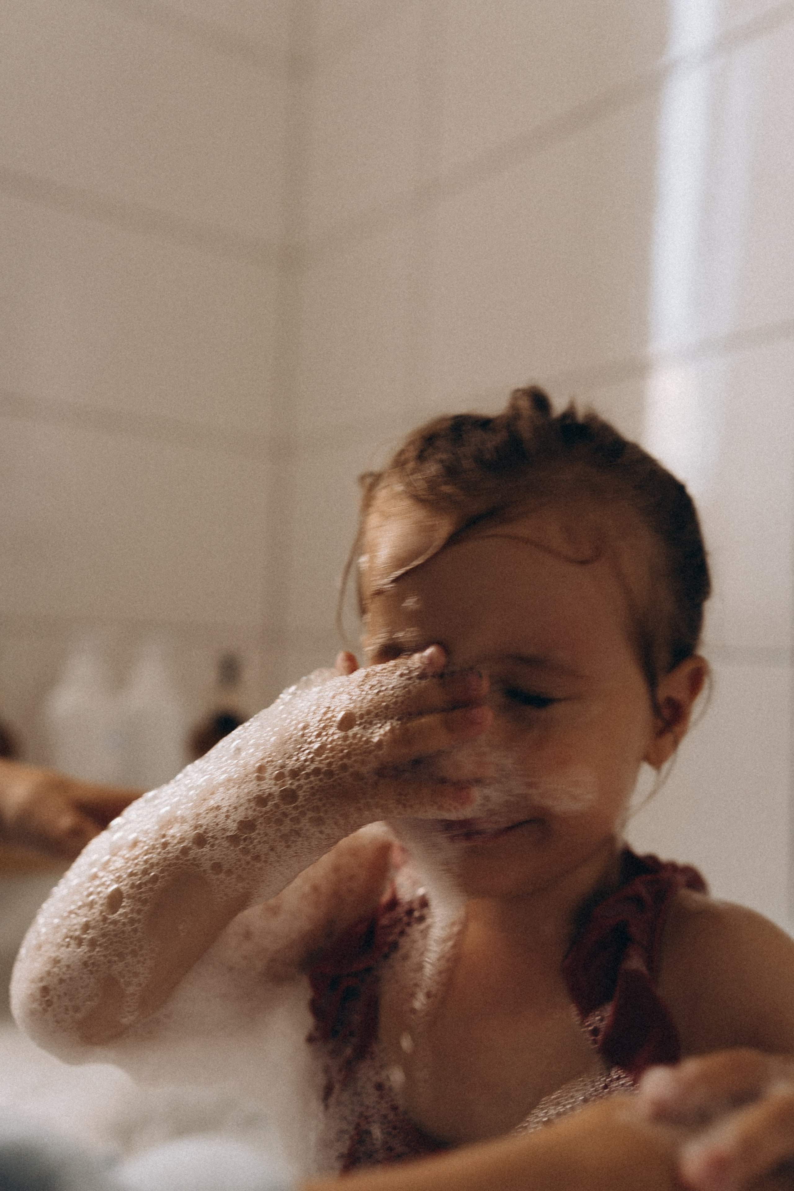 …и мама сделала пенную ванну. Семейный и домашний фотограф в Уфе Ирина Гарасюта