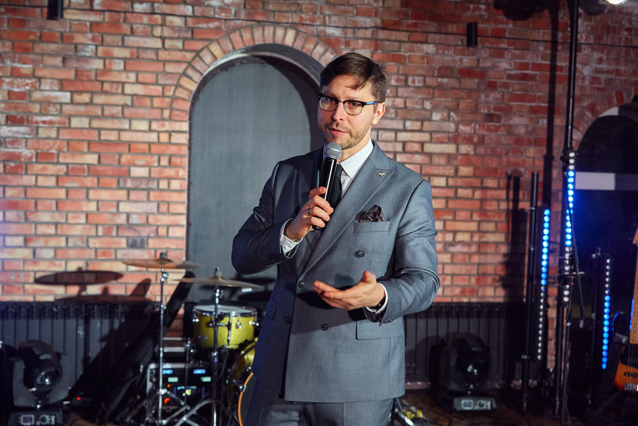 Компания Clarity / Пространство HIDE. Антон Артюшин, портретный фотограф. Москва