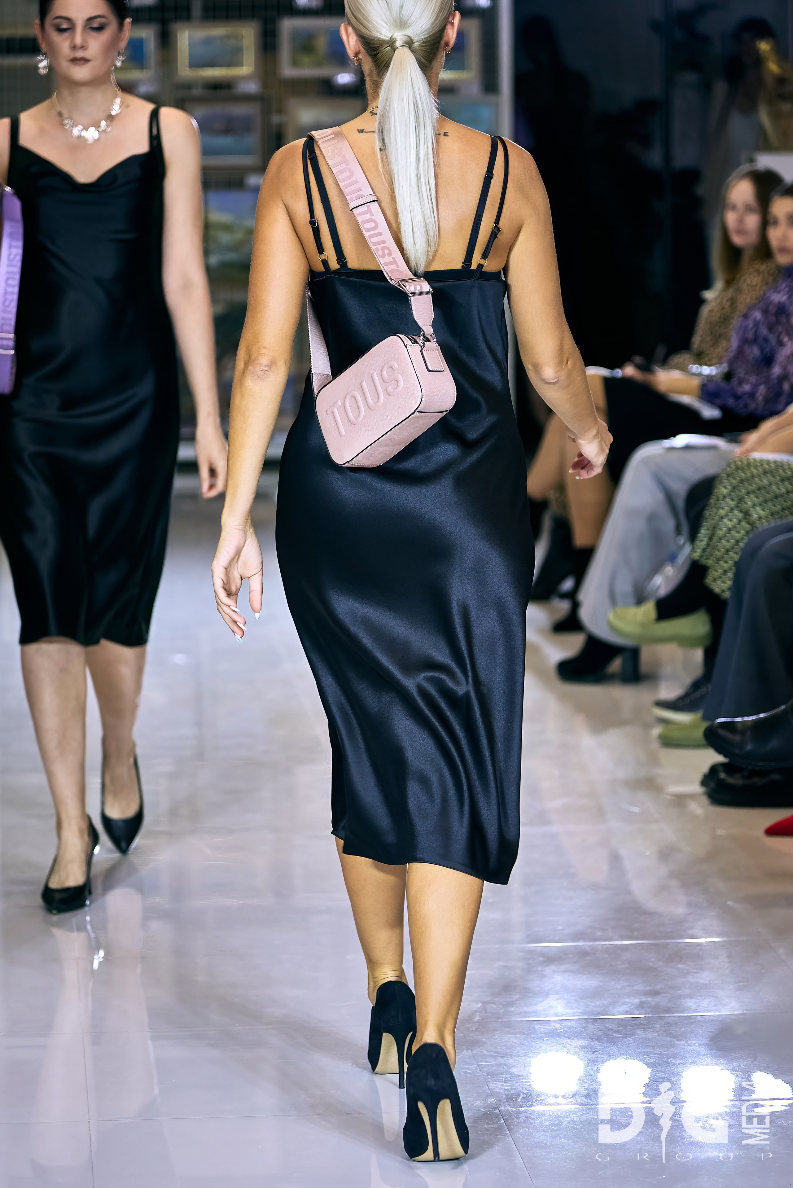 Tous | fashion show. Showbiz | Fashion | Reportage