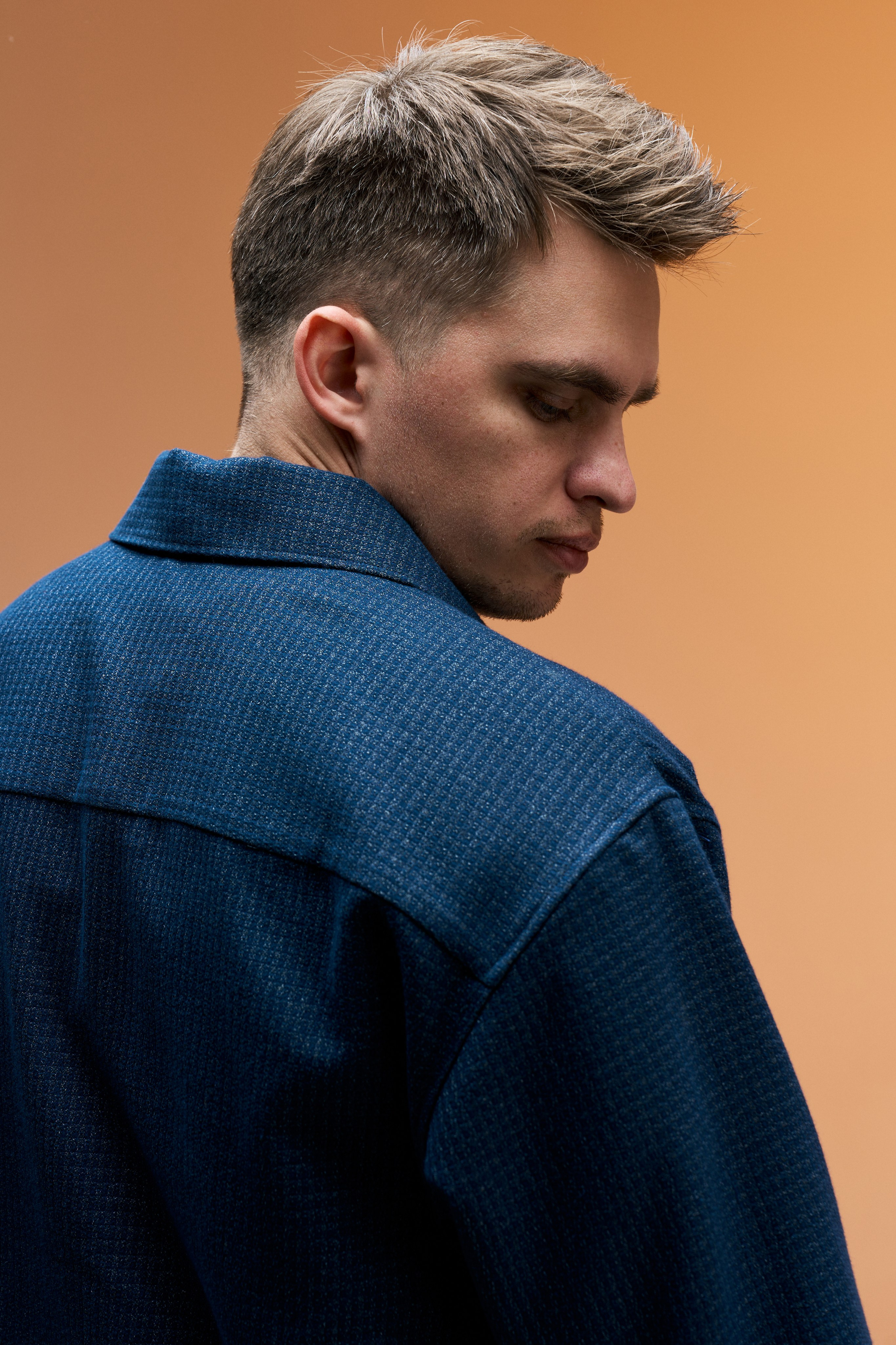 Студийная для бренда. Иван Упоров — фотограф, рилсмейкер чебоксары