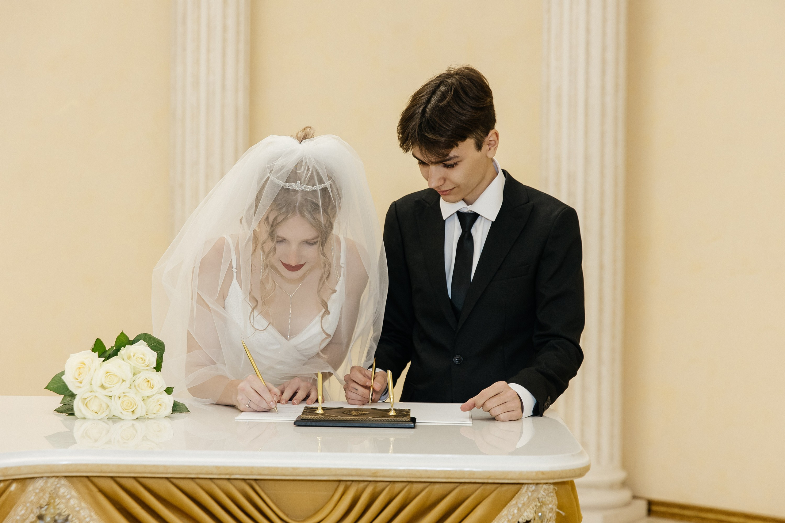 Роспись в Екатерининском зале 04.02.2025. Свадебный и семейный фотограф Виолетта Сидельникова. Краснодар, Россия, Беларусь, Европа